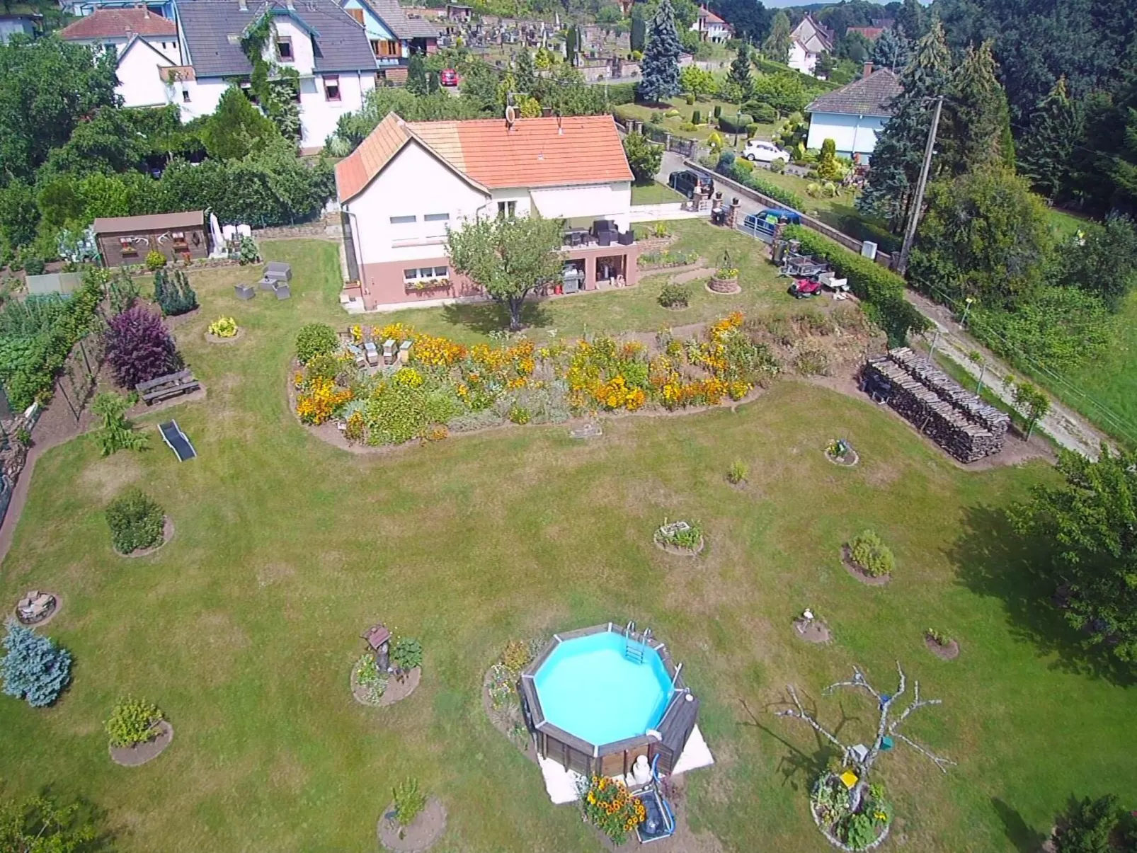 Wohnung du Coucou in Lichtenberg-Outside