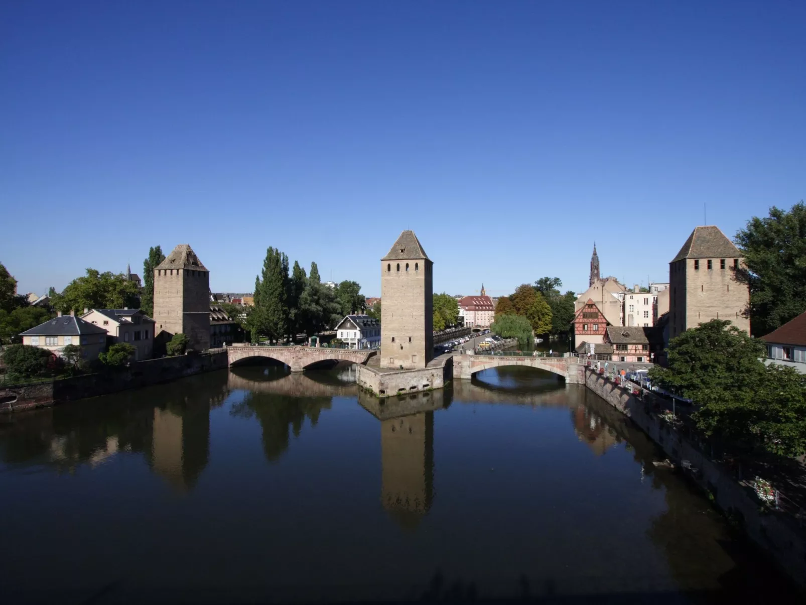 Wohnung "Terre d'Hélène" und Garten-Image-tags.info