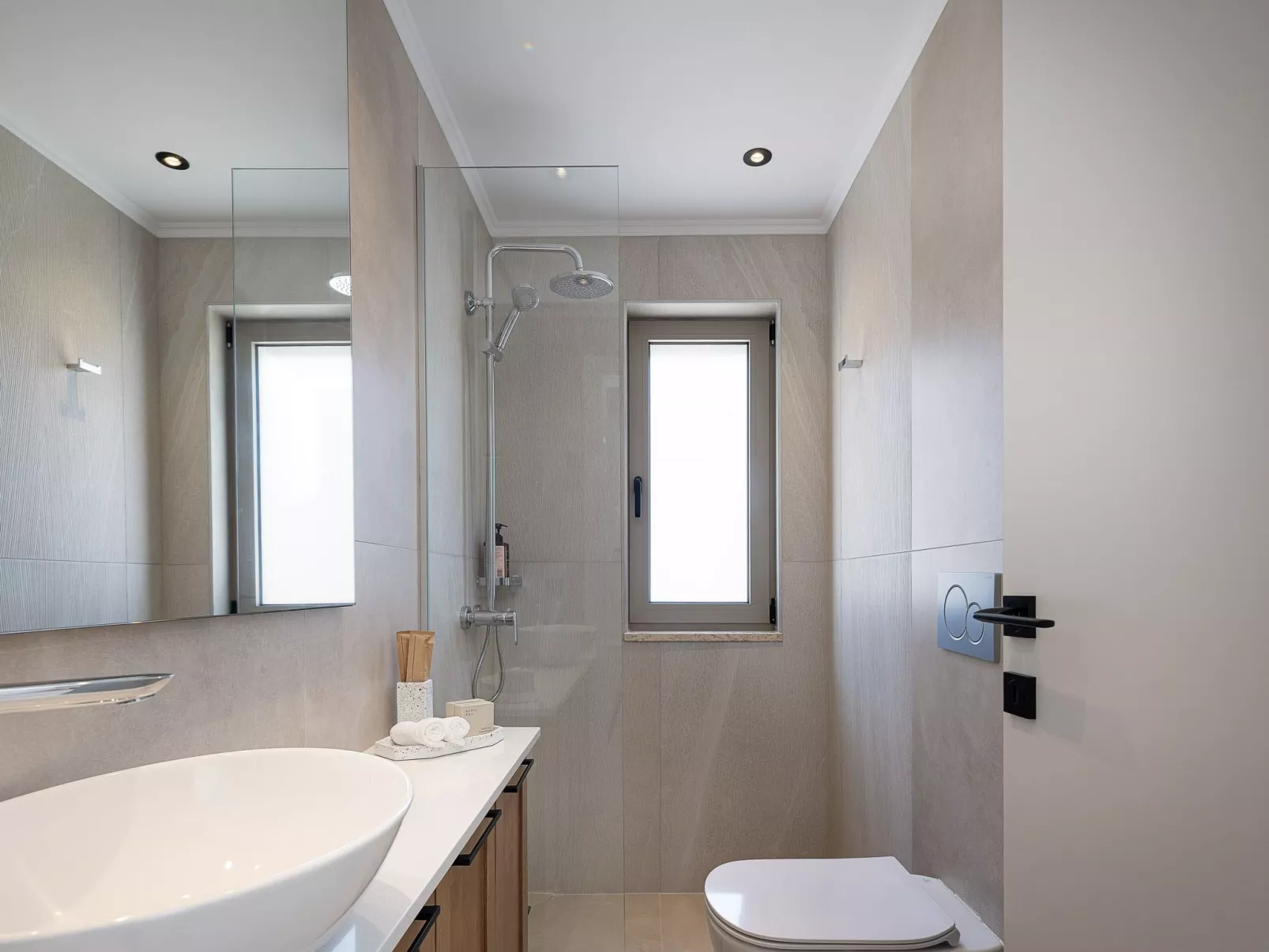 Imbros Villa lll -''Gratis''Beheizter Pool in den Bergen-Inside