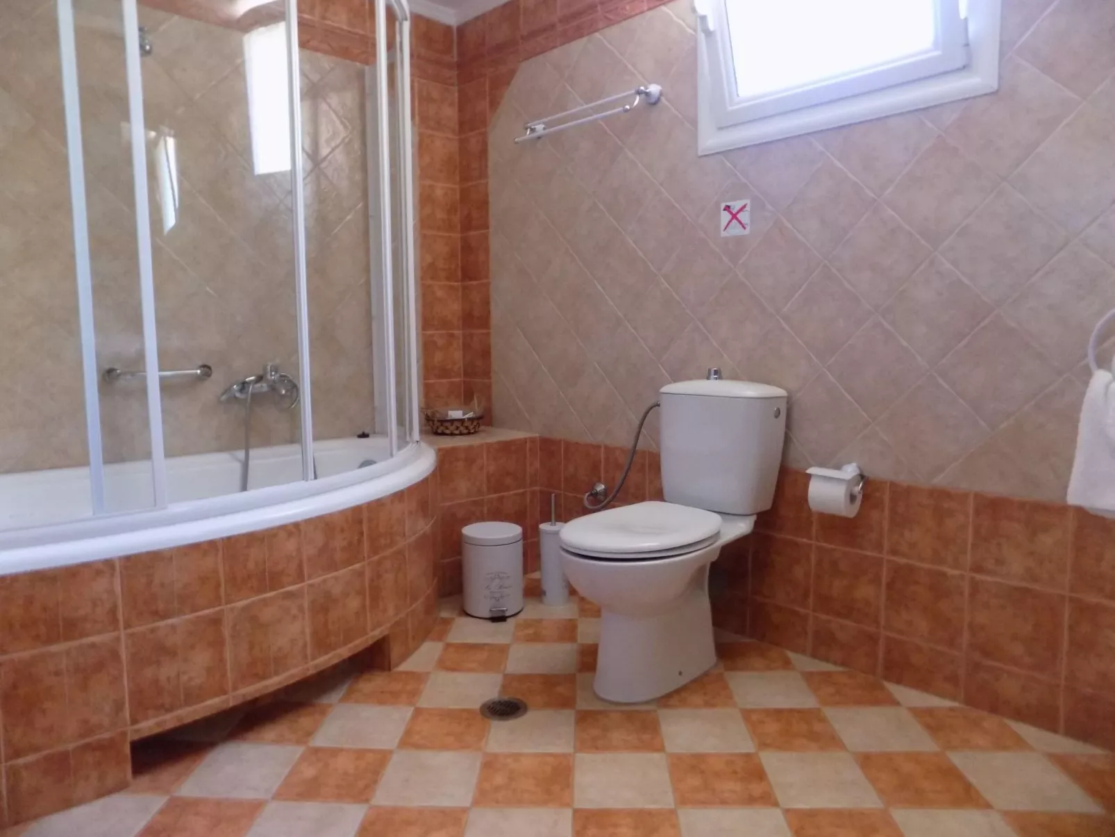 "Villa Rodon" mit privatem Pool-Dedans