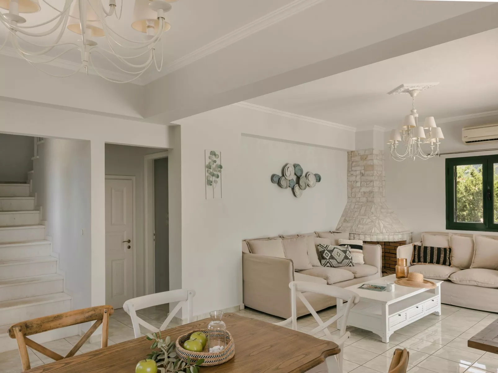 Ferienvilla "Seaspray" mit Blick auf das Wasser-Dedans