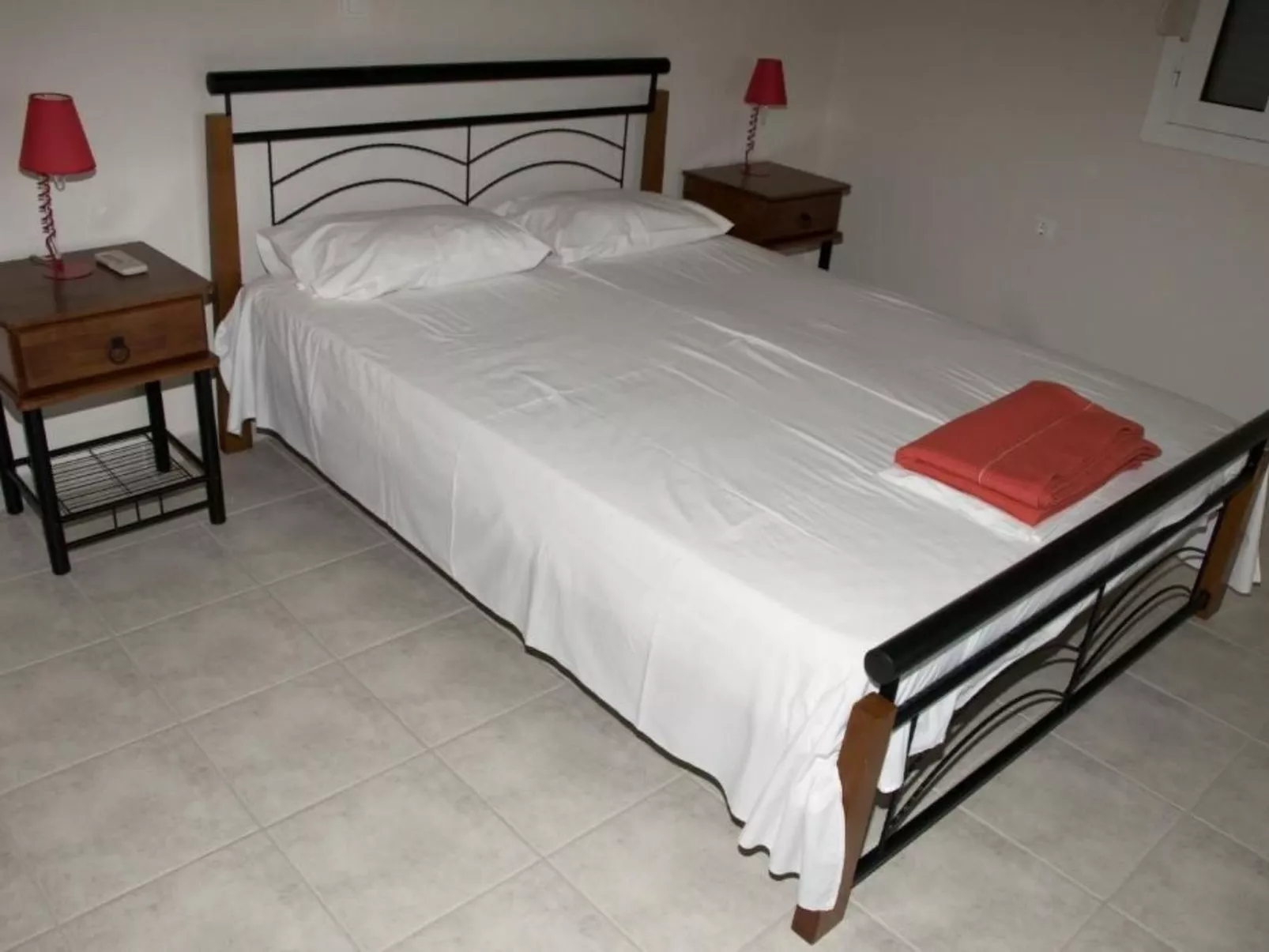 Paterakis Großes Studio Triopetra-Dedans