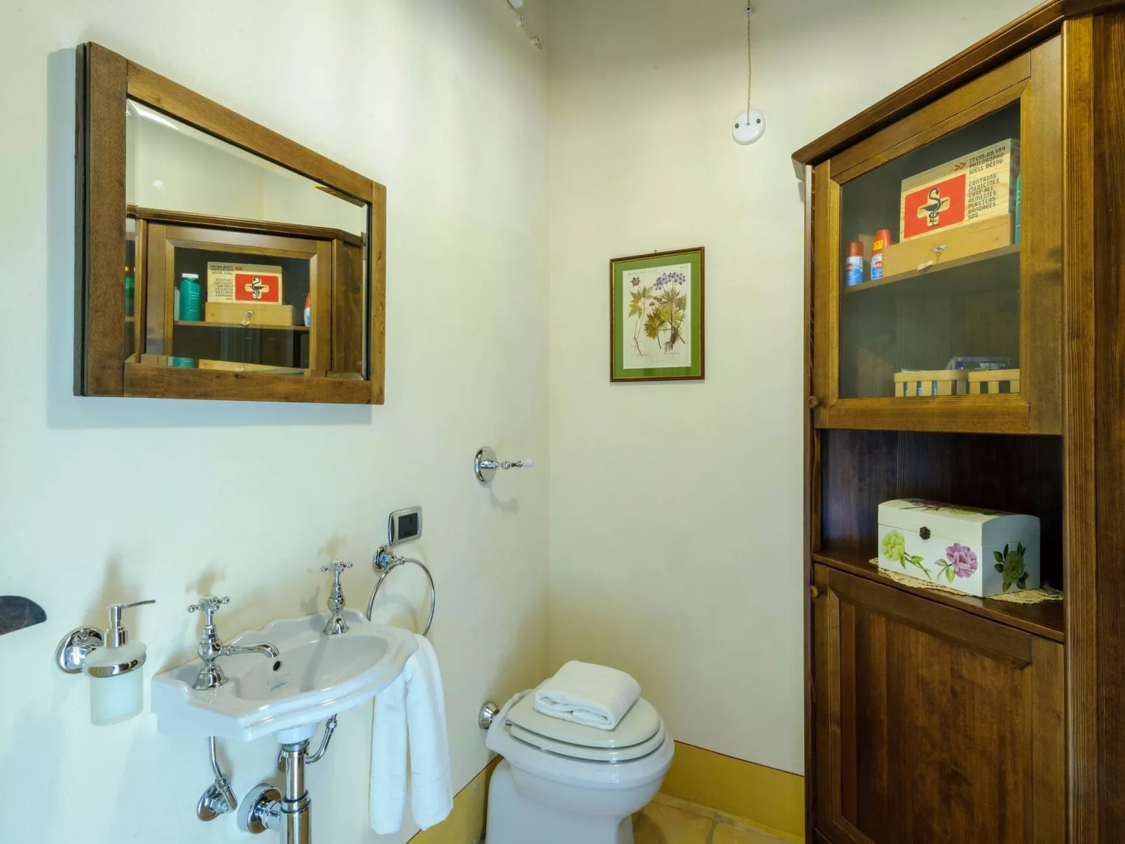 Ca Seppe Marche Ferienvillen, privater Pool-Dedans