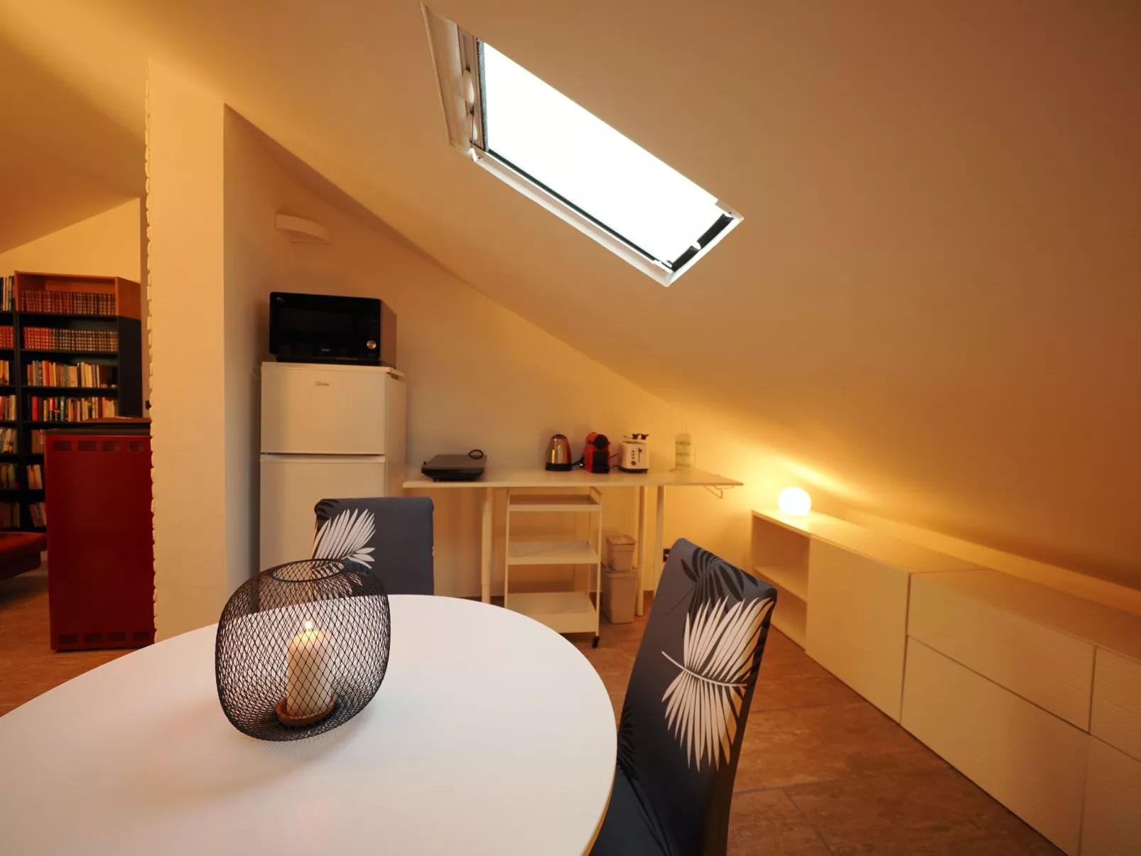 Dada House by Holiday World-Drinnen