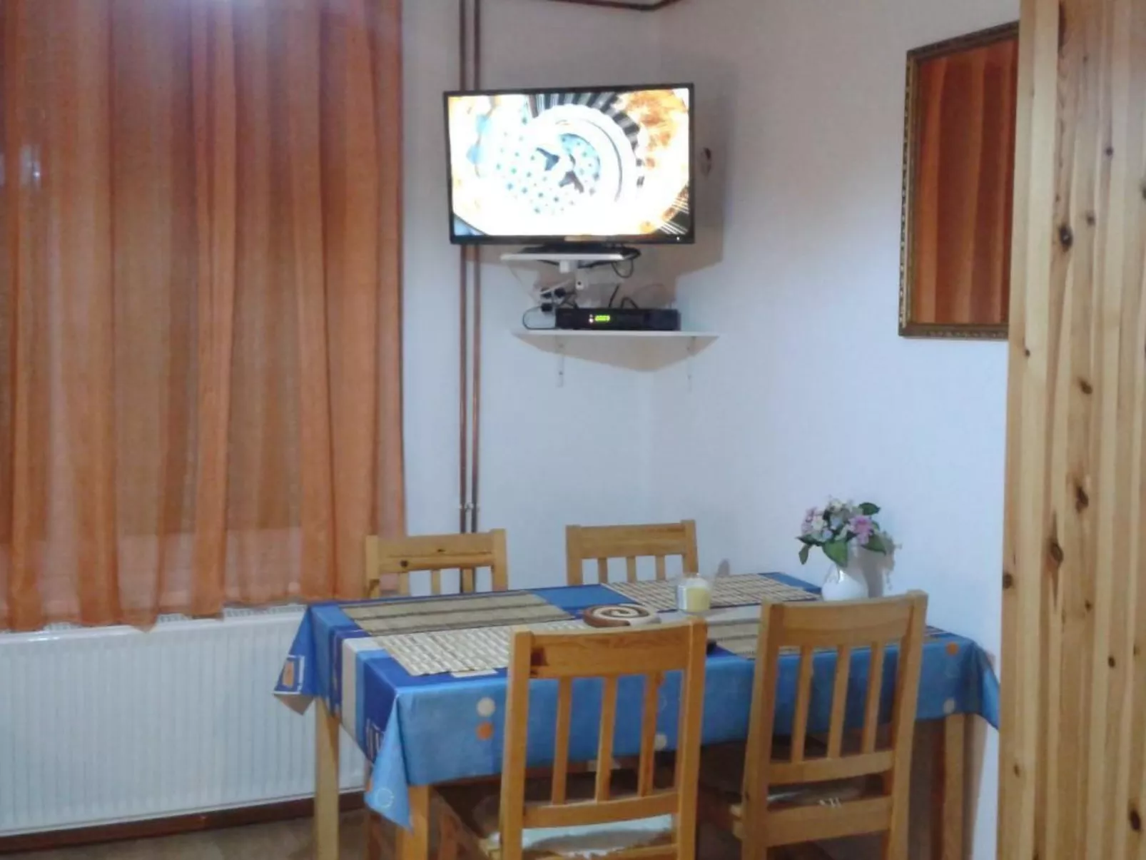 Klimatisiertes Ferienhaus in Bükfürdö mit Garten-Dedans