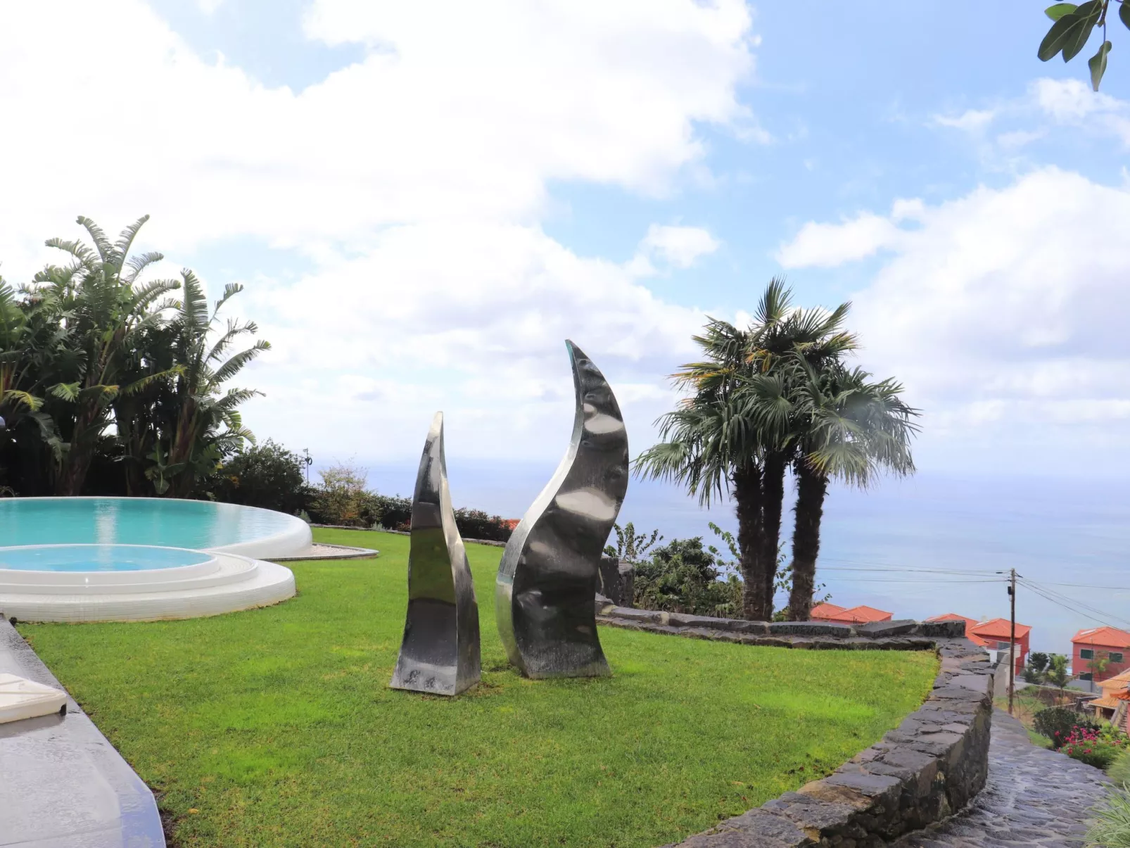 VILLA BONSAI-Image-tags.info