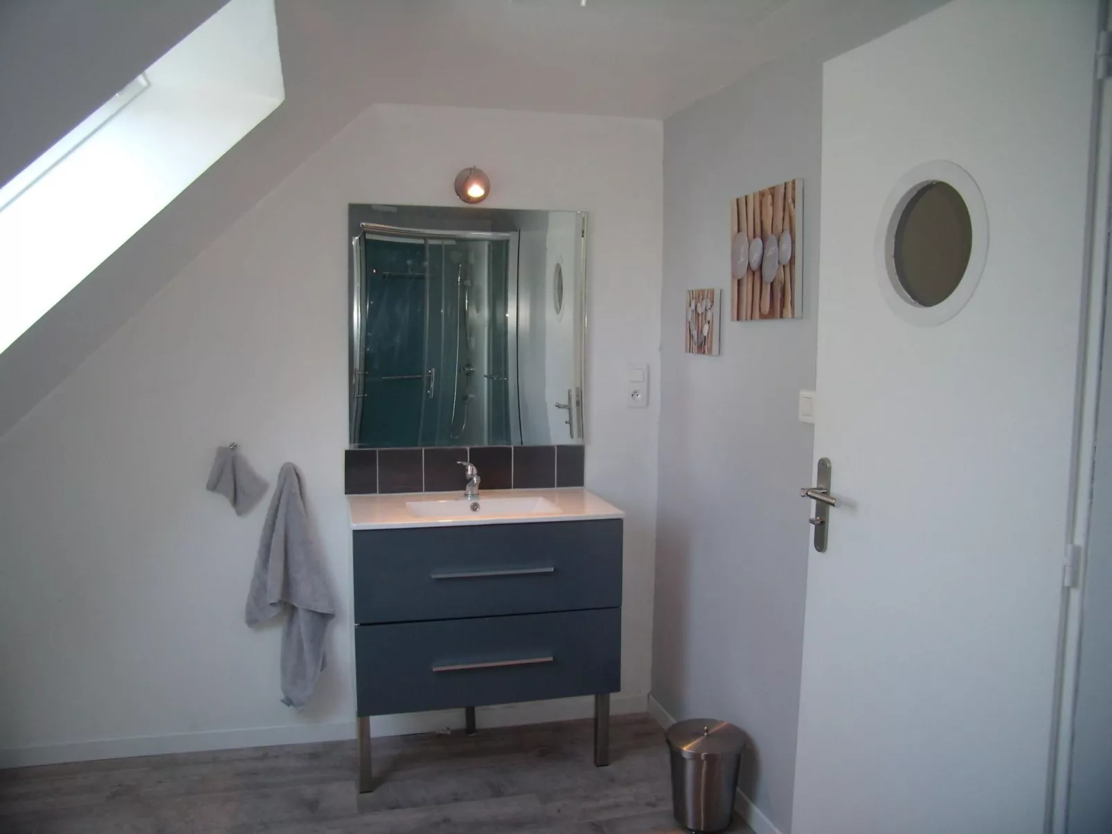 Domäne "Gîte de Languivoa" (Unterkunft in Languivoa)-Dedans