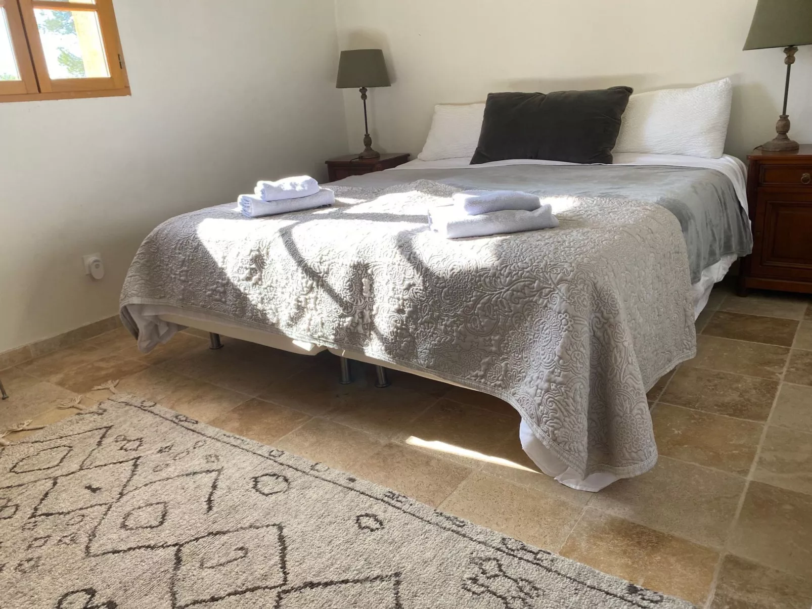 Klimatisiertes Mas Les Heures Bleues mit Pool - Drinnen