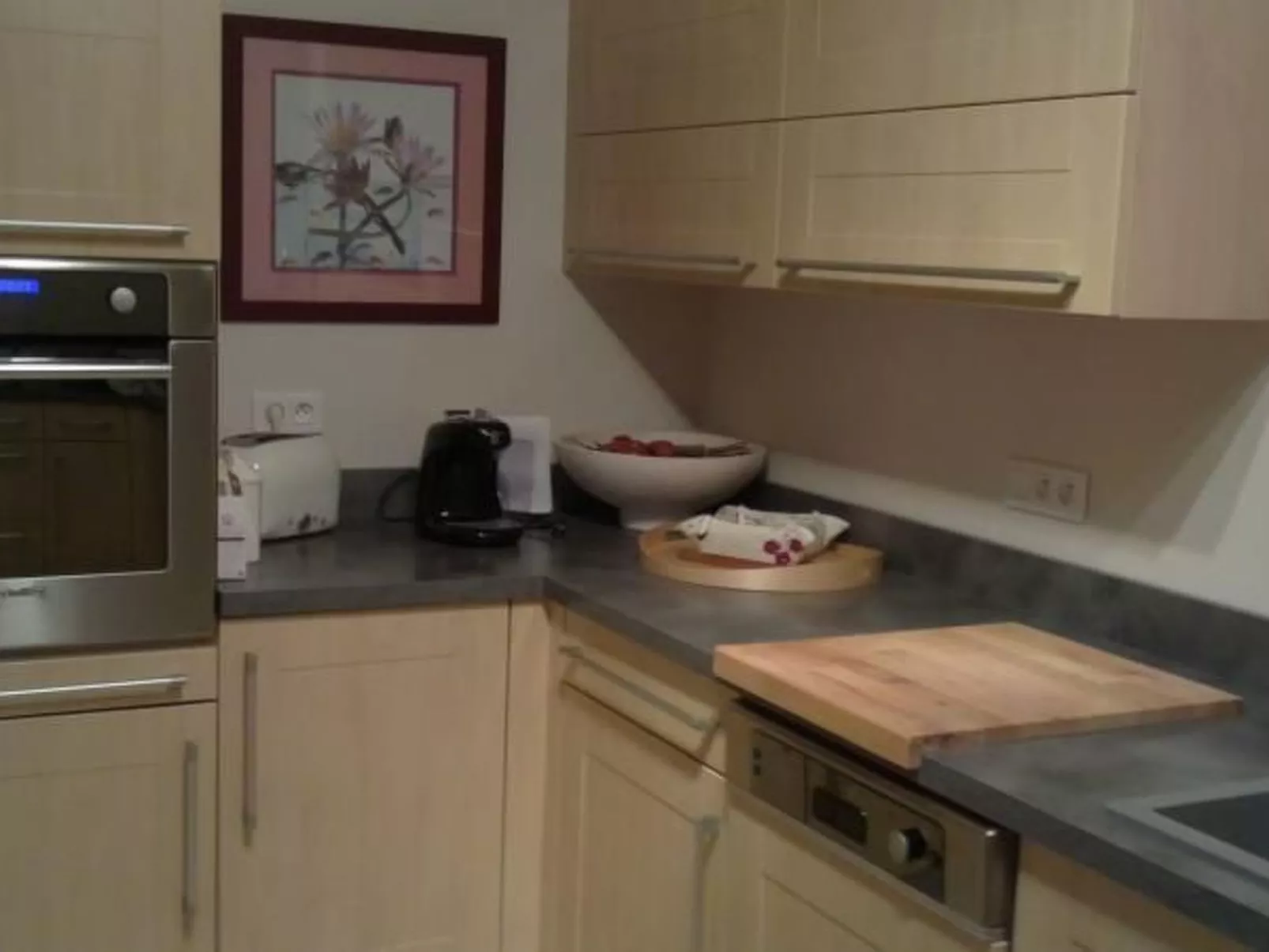 Freistehendes Haus mit großer Terrasse und Panoramablick auf die Landschaft-Drinnen