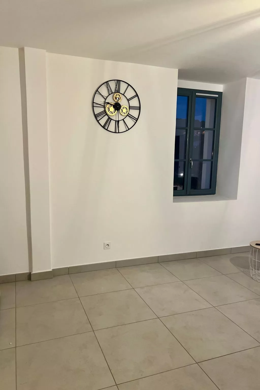 Neue Wohnung 2 Minuten vom Hafen entfernt-Dedans