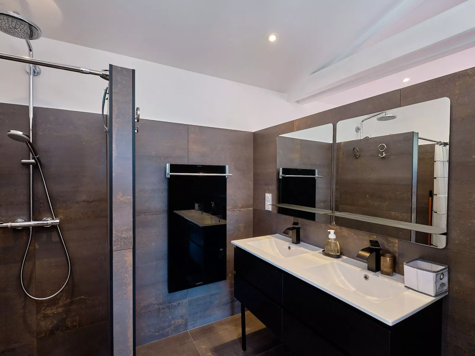 950m vom Meer, herrlicher MEERESBLICK, Pool, Jac-Drinnen