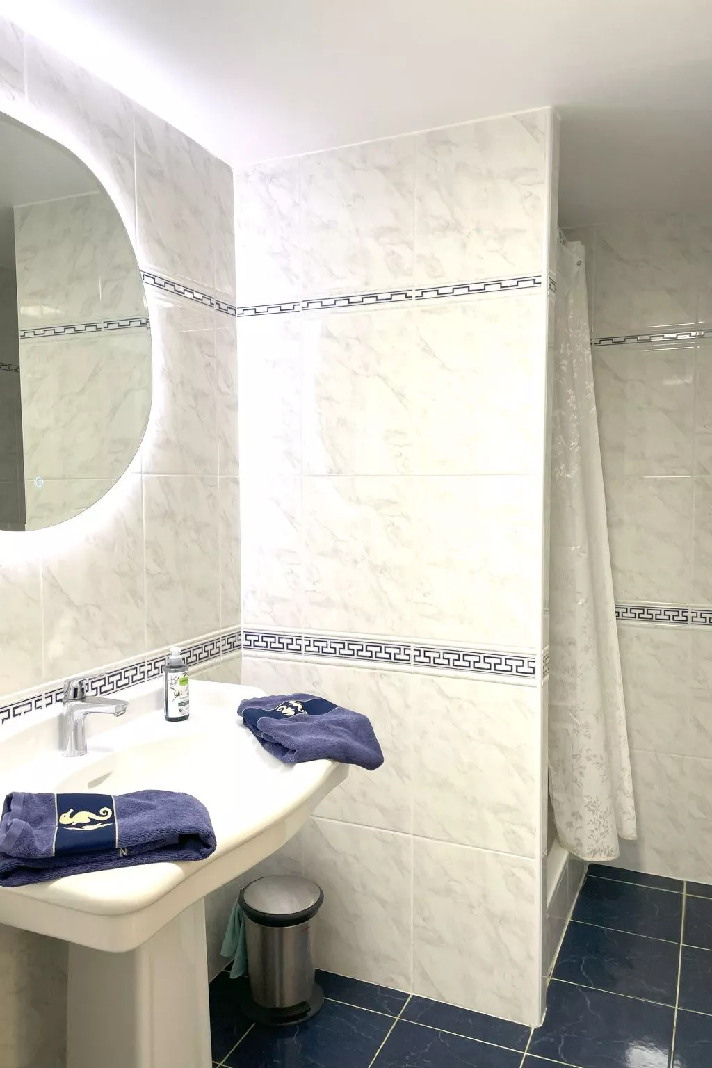 Les Palmiers-Drinnen