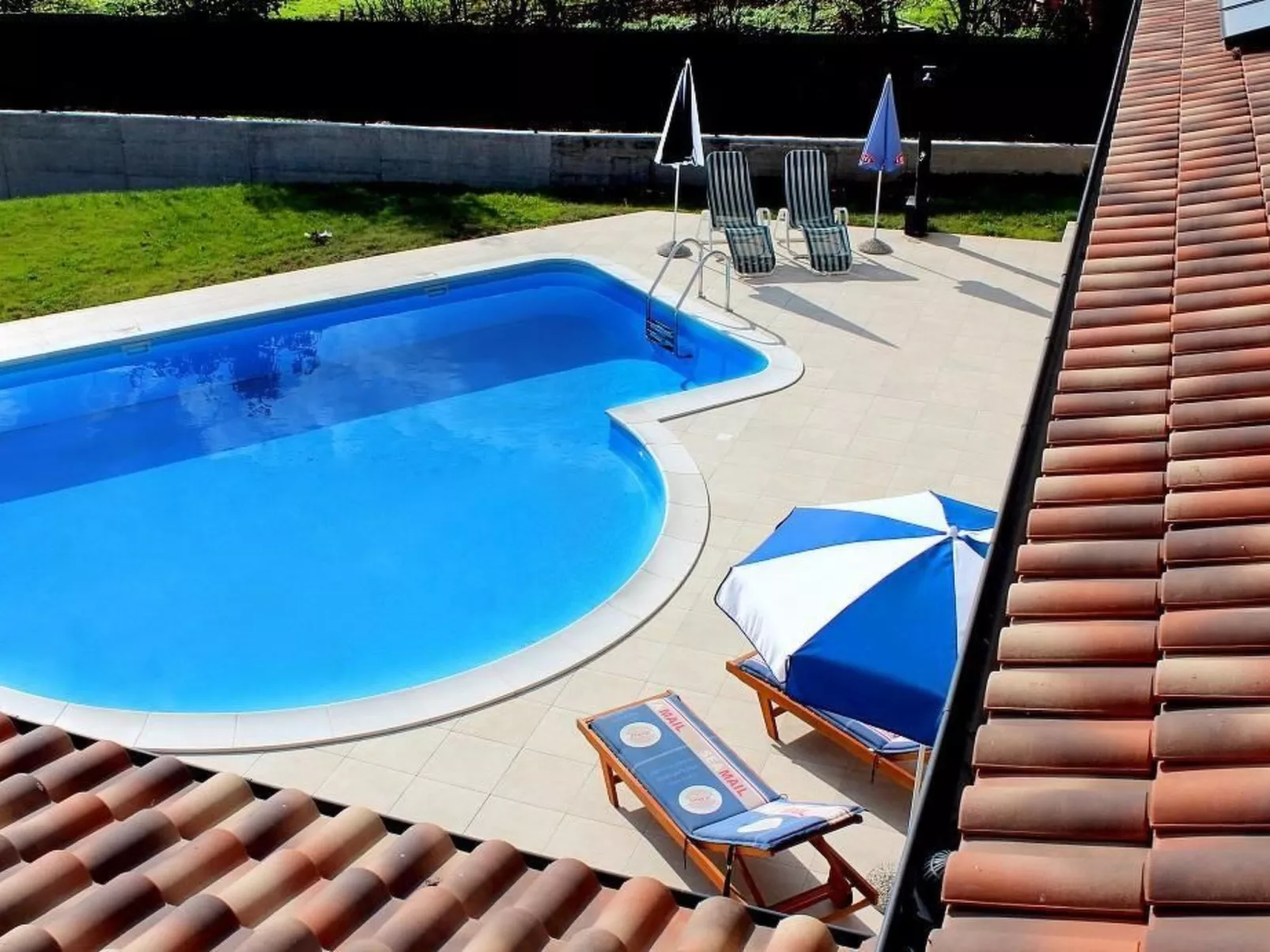 Arton Villa mit beheiztem Pool, in Istrien-Outside