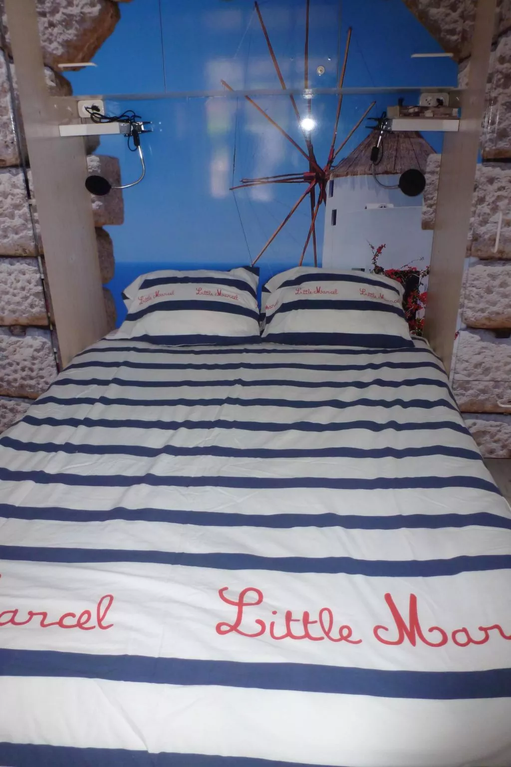 SAISONALE VERMIETUNG: DIE PERGOLA AM STRAND.-Dedans