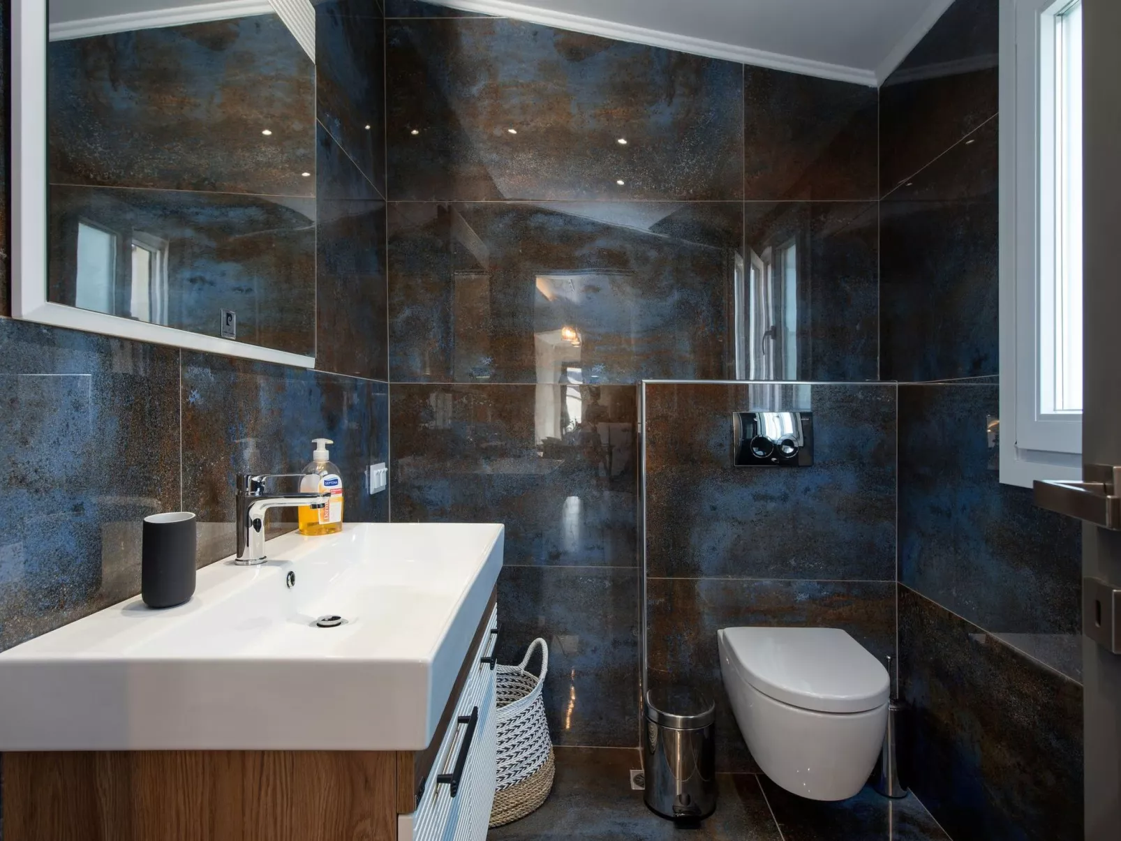 Elegantes Apartment mit zwei Schlafzimmern in Kassiopi-Inside