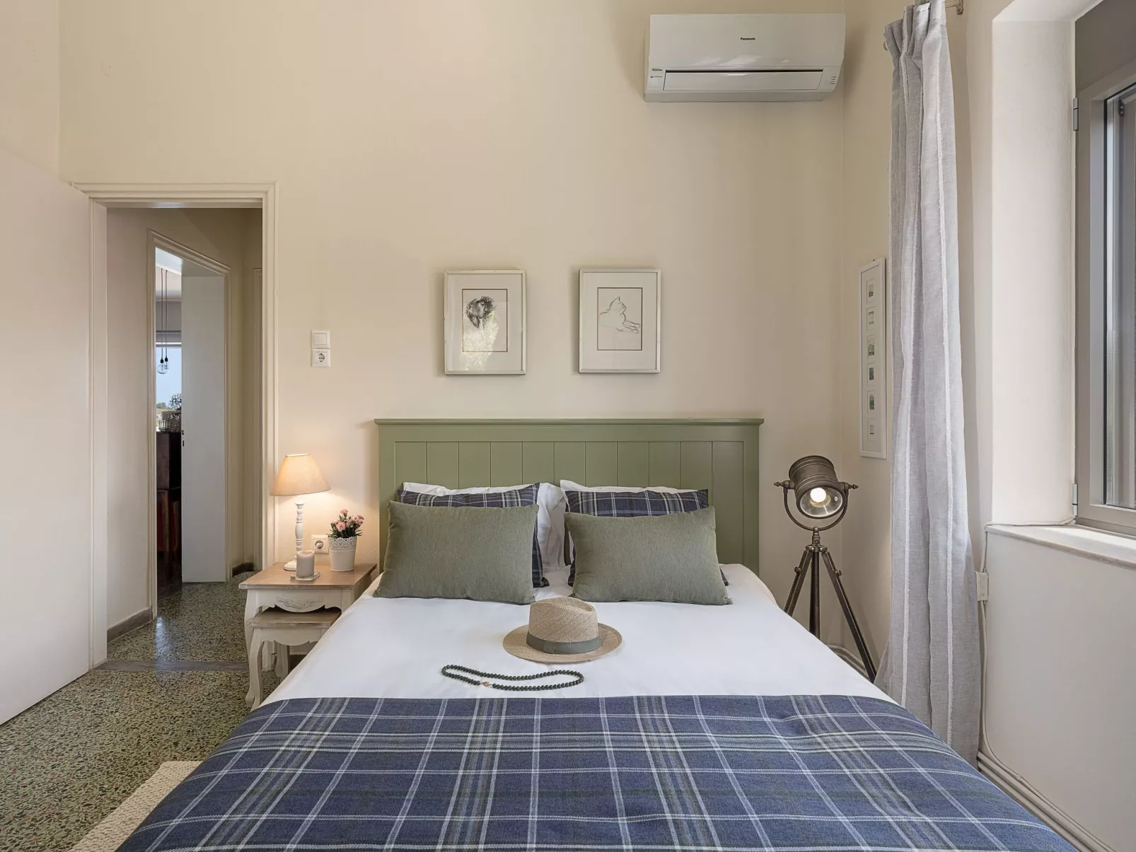 Am Strand mit Pool für eine oder zwei Familien-Dedans