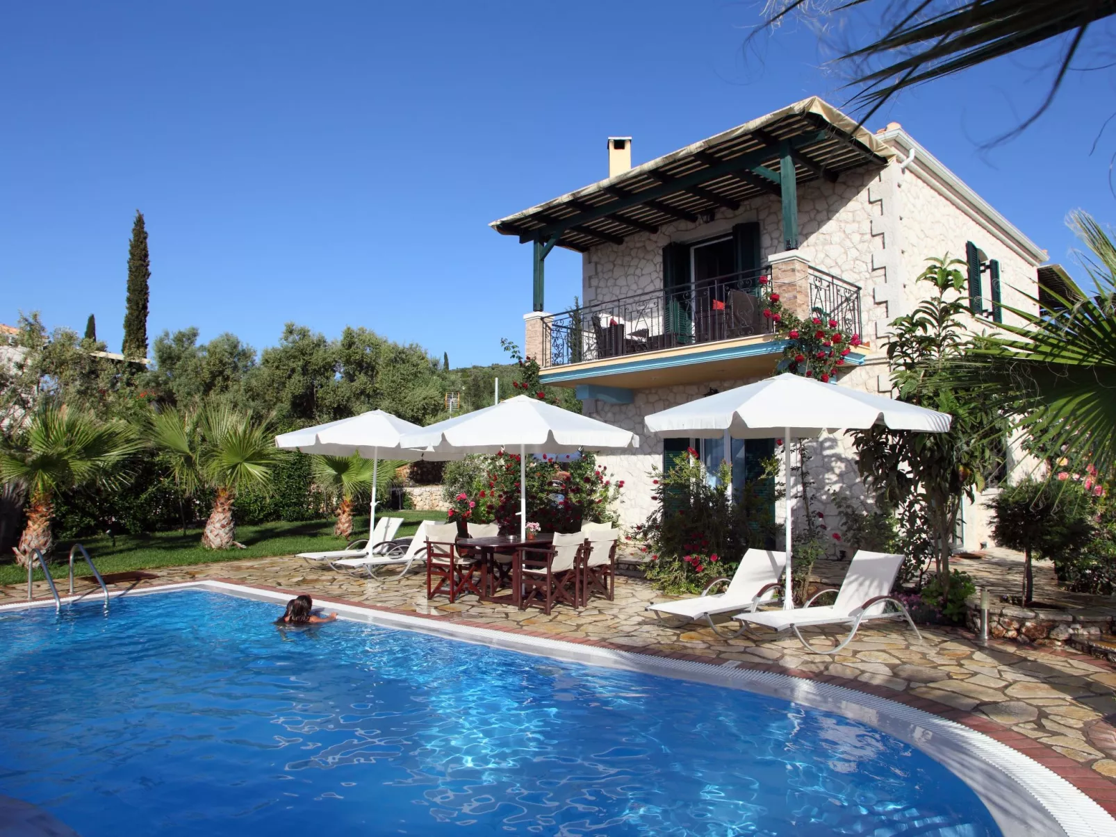 Für 6 Personen und 2 Kinder auf Lefkada-Outside