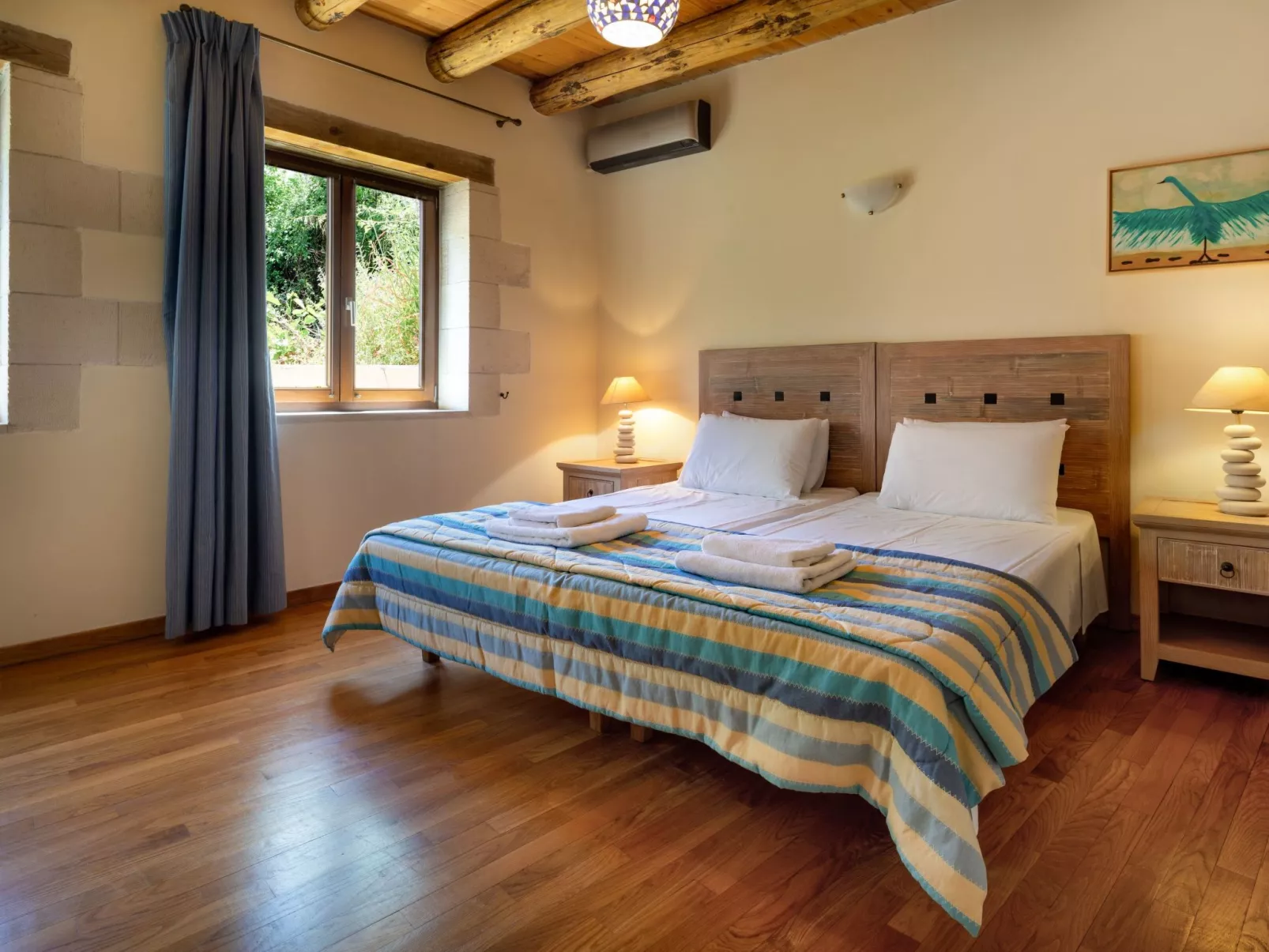 "Villa Erontas" mit Blick auf das Wasser-Inside