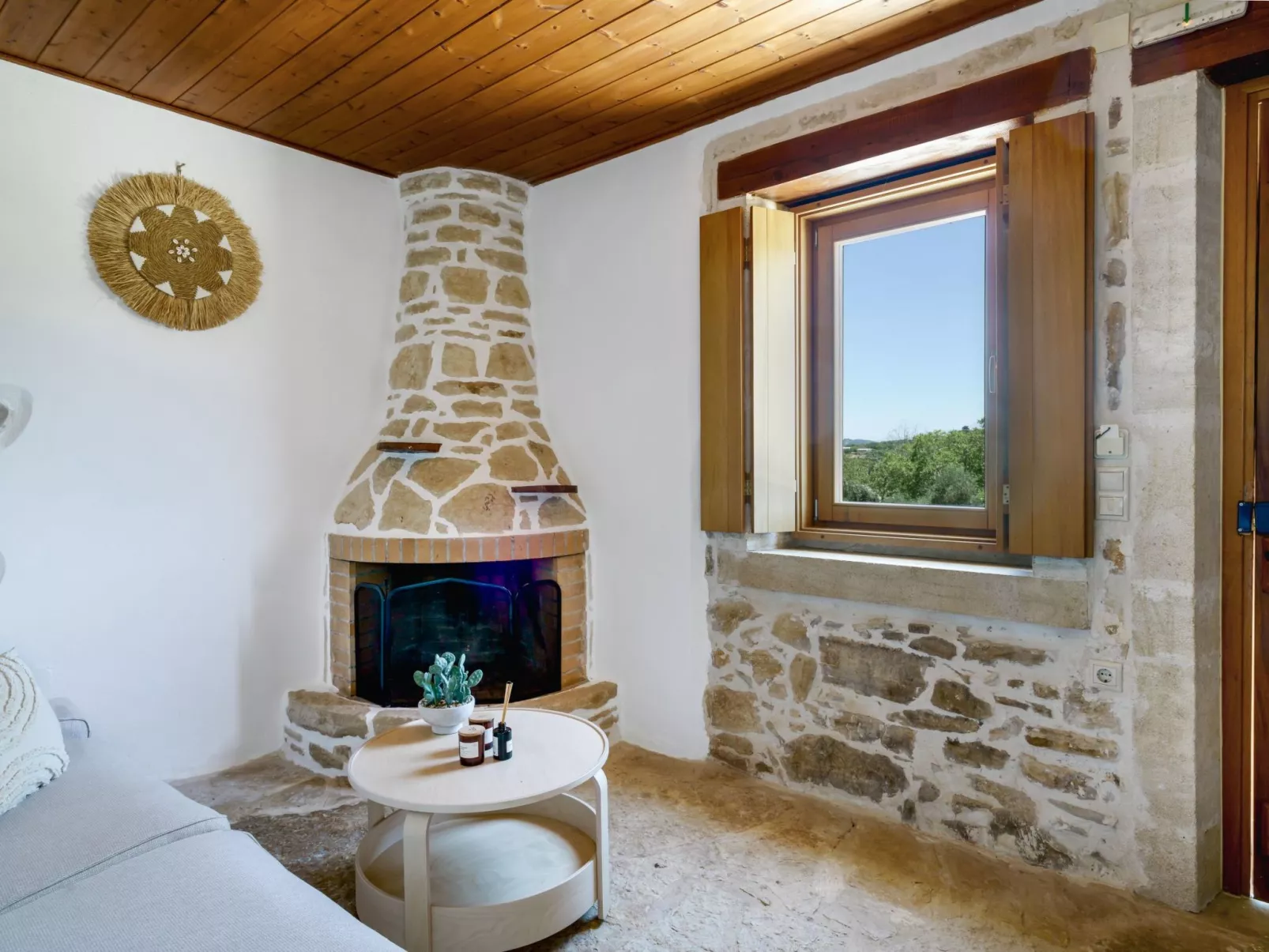 Neue Villa Myre 3, Privater Pool und 3 Wohnungen-Dedans