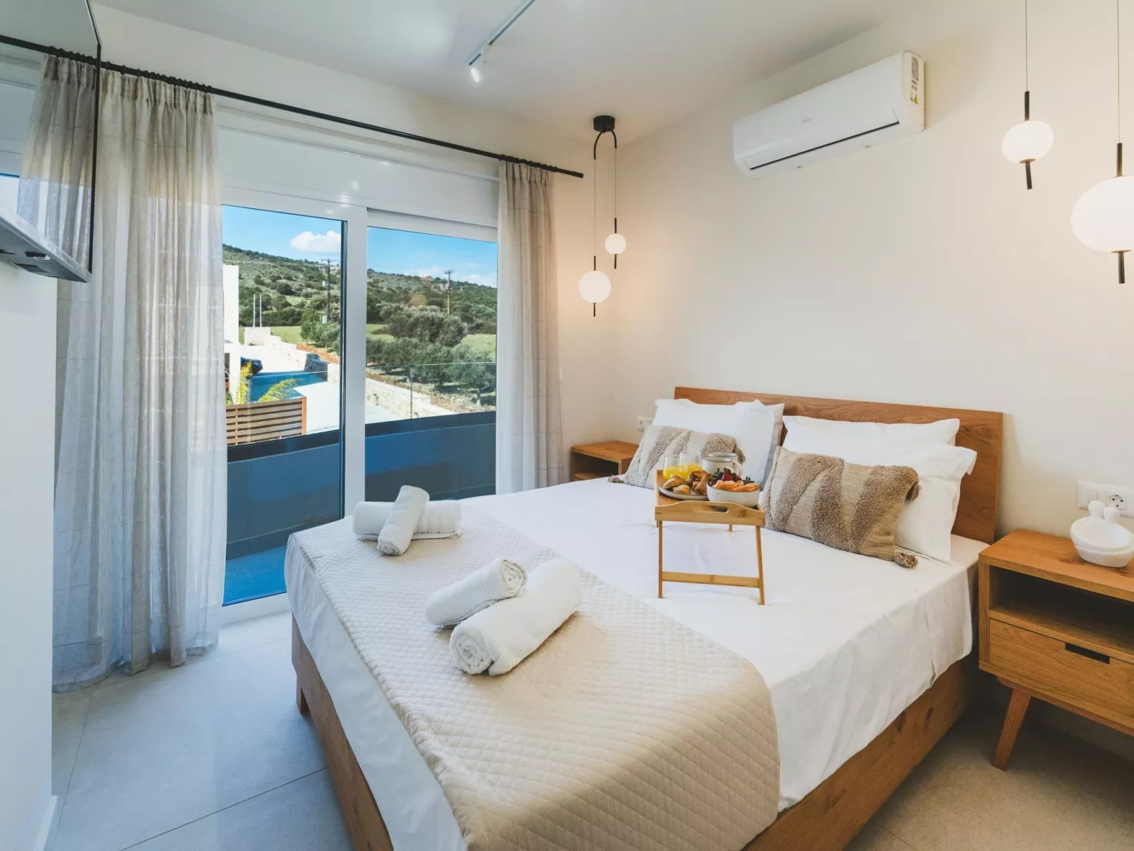 Kleopatras Villa-Dedans