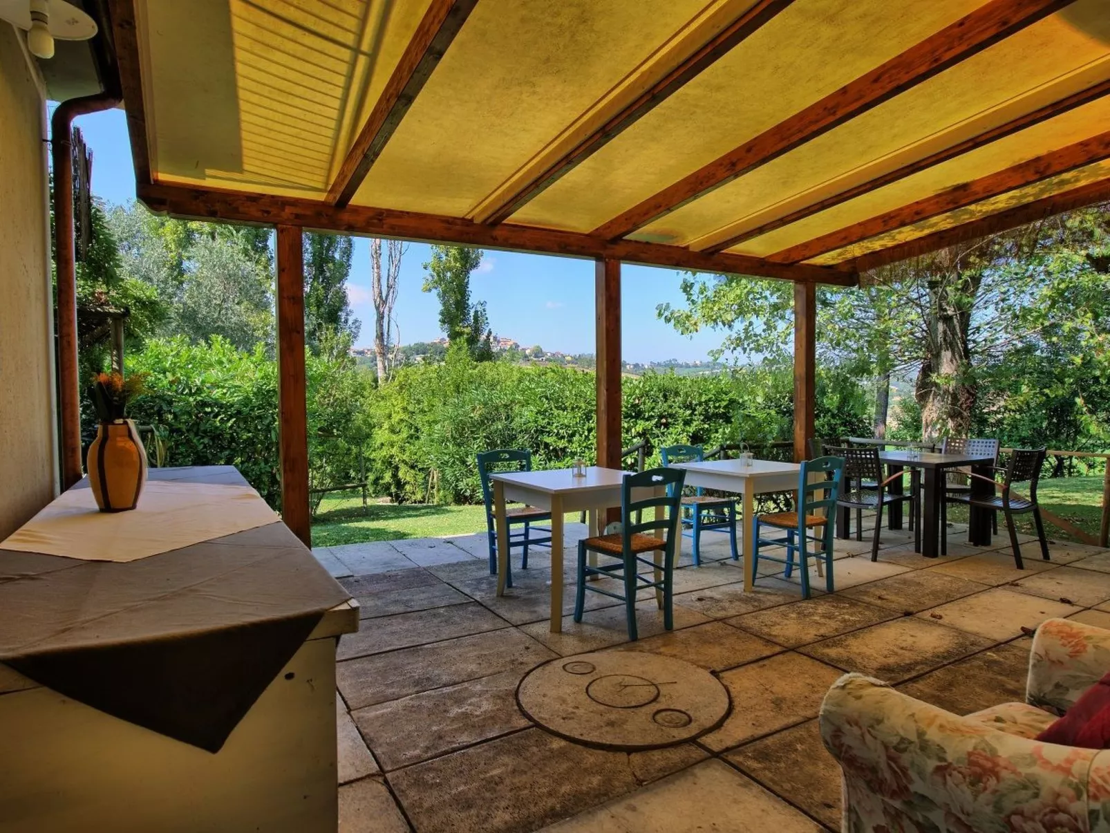 Haus der Musik 270m Veranda, Garten und Pool-Inside