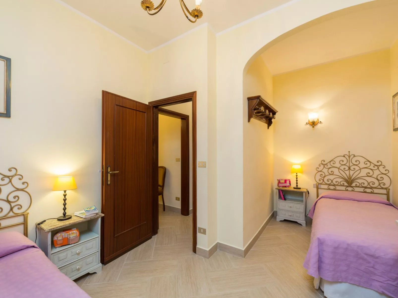 Wohnung mit Panoramablick - Inside