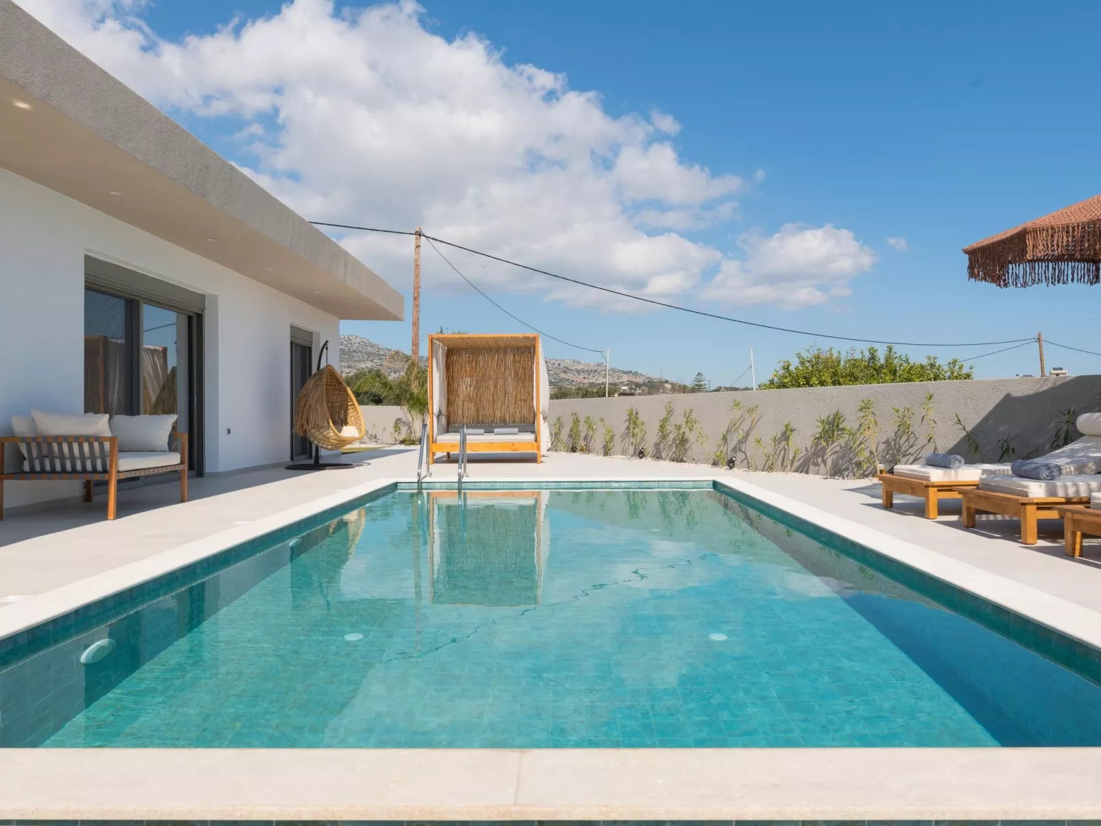 Golf Beach Villa in der Nähe von Afantou Beach-Dehors