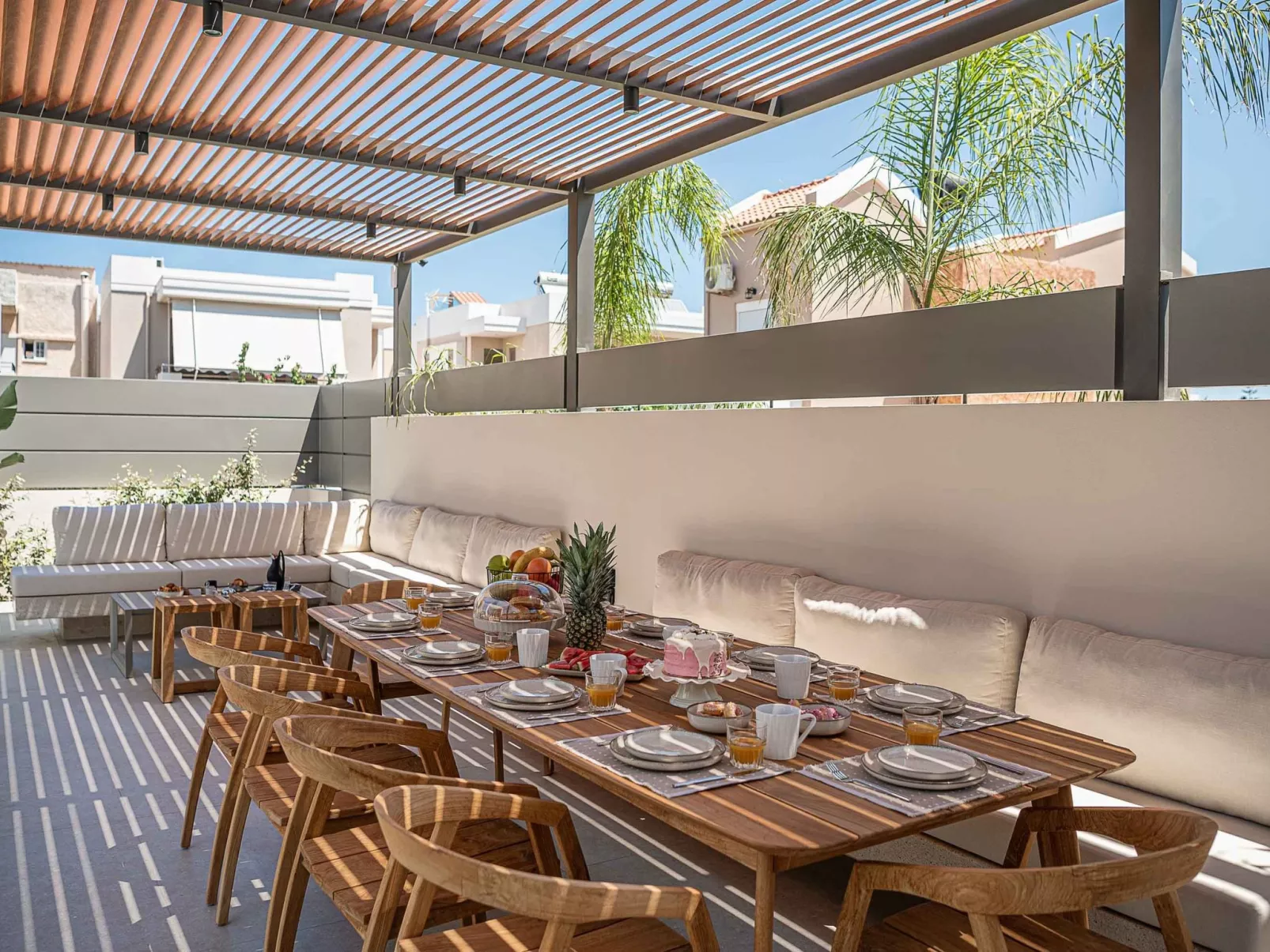 Sancy Luxury Villa-400m Strand, ''Beheizter'' Pool, Fitnessraum-Image-tags.info