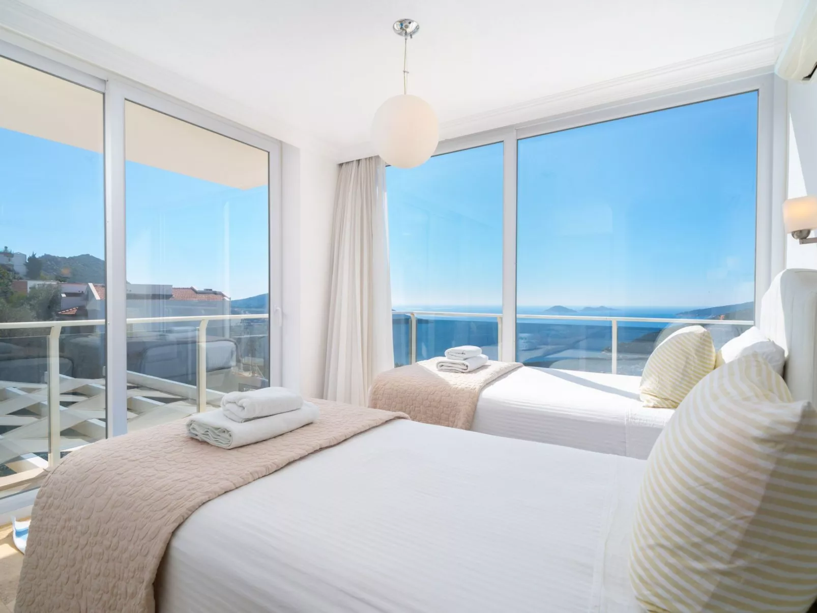 Luxuriöse Villa mit Meerblick in Kalkan Kalamar-Inside