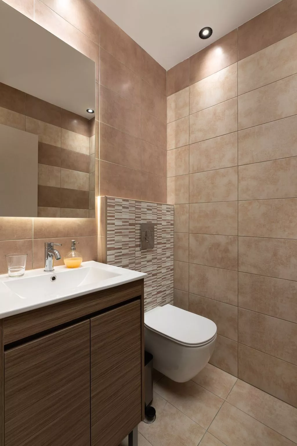 Rhodes Skyline Suites-Inside