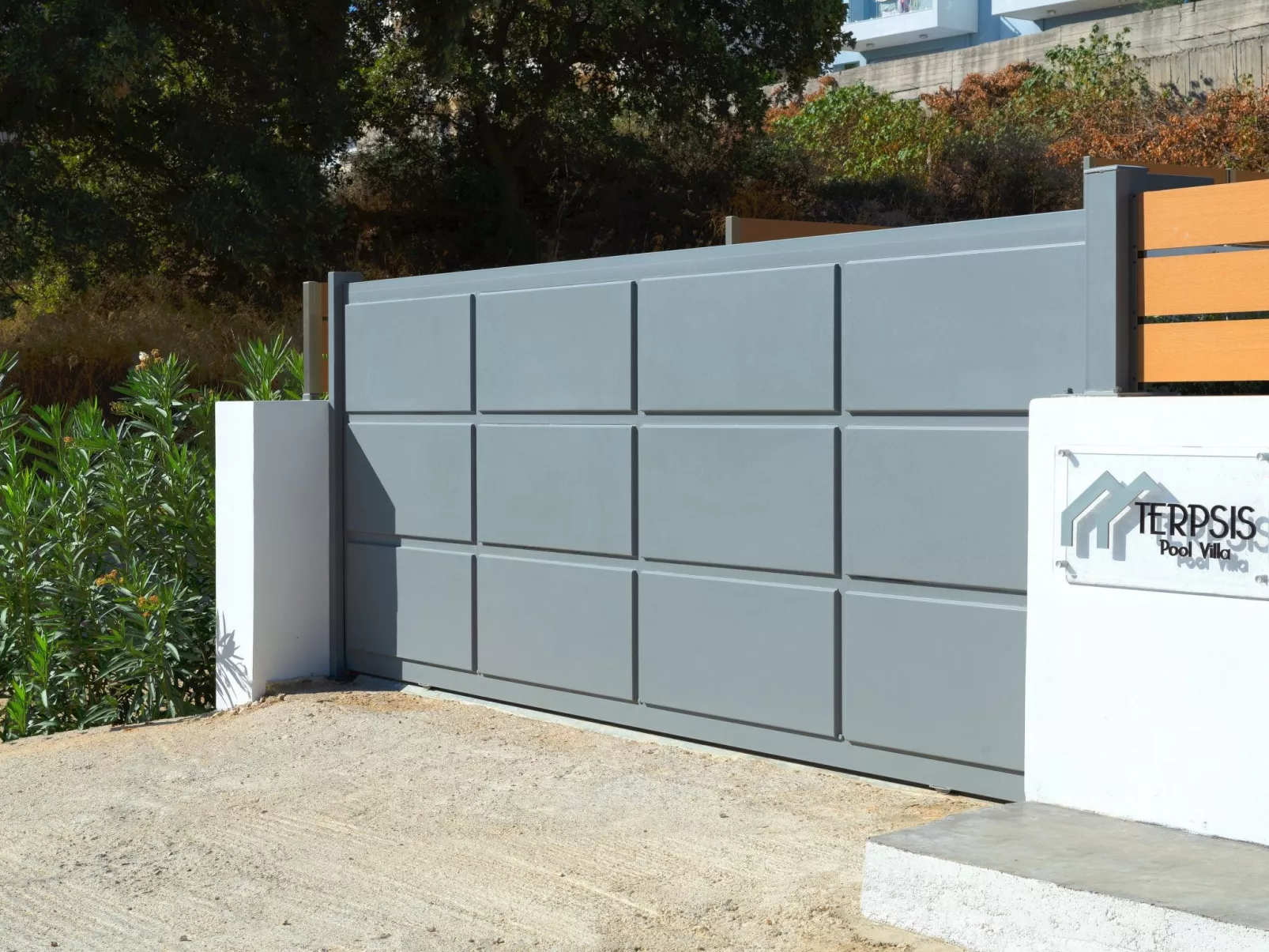 Schöne Pool-Villa Terpsis-Dehors