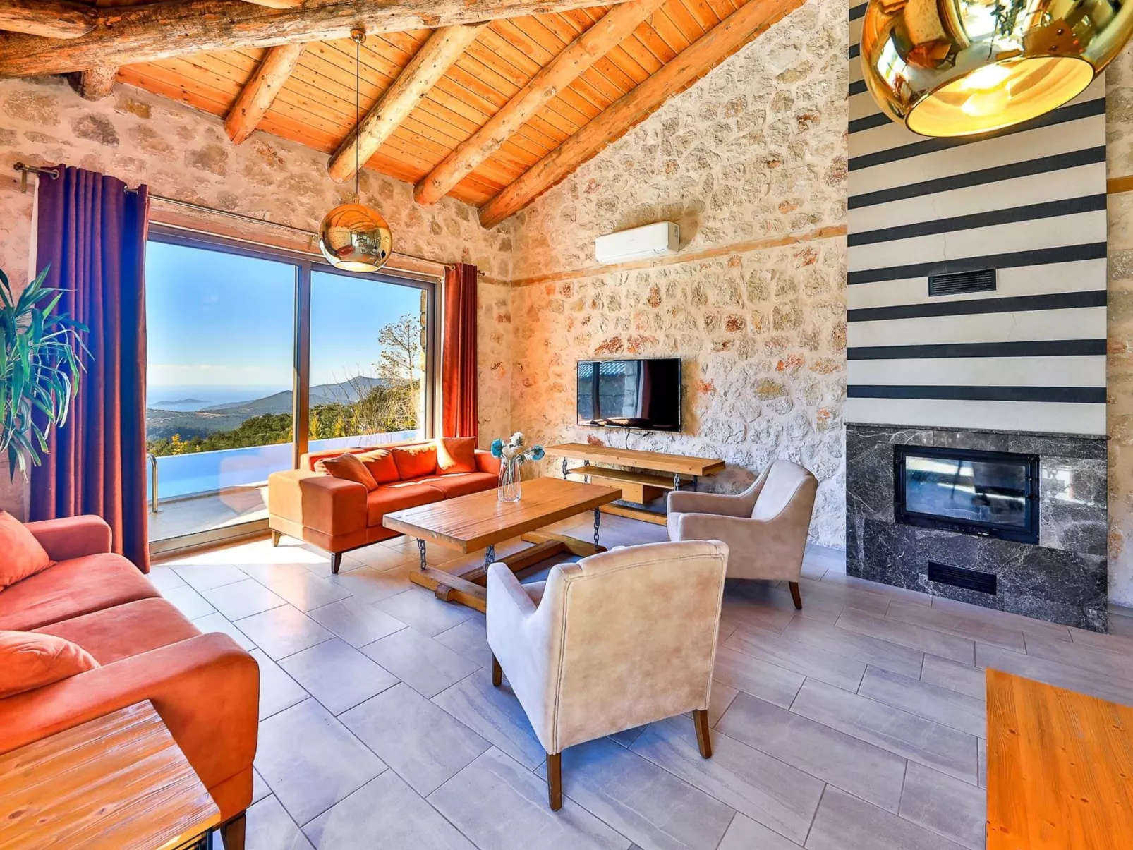 Natursteinhaus mit Pool in Kalkan Islamlar-Inside