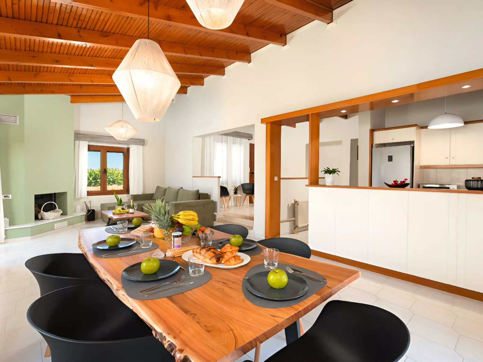 "Vegghera Villa" mit Bergblick-Drinnen