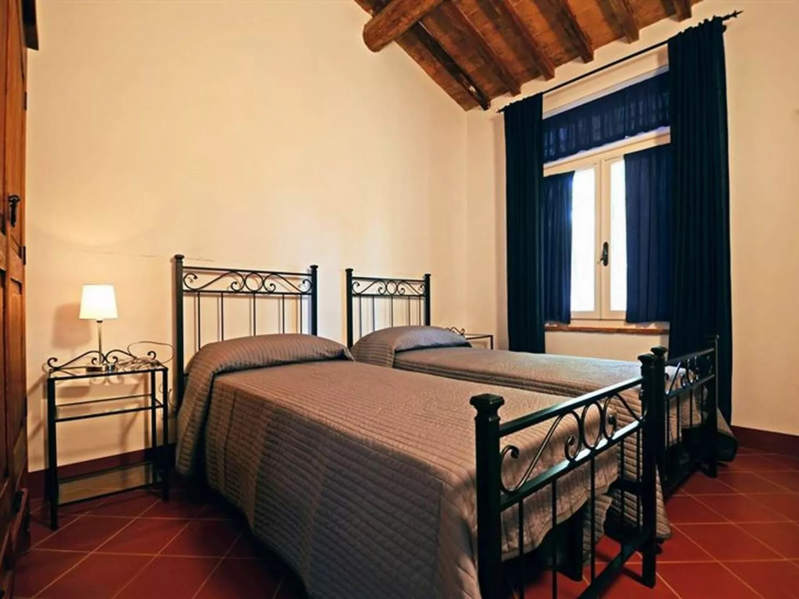 Wohnung 'Giuseppina6' mit Schwimmbad-Drinnen