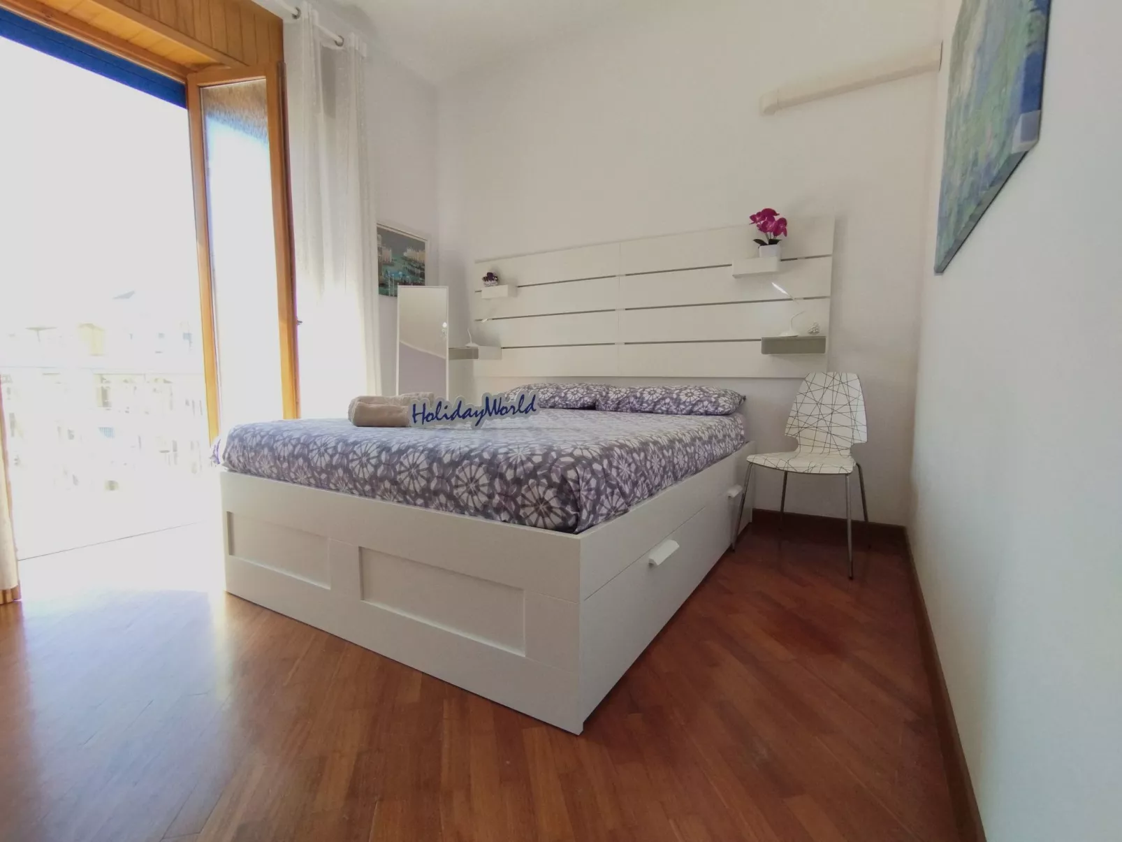 Sea La Vie by Holiday World-Inside