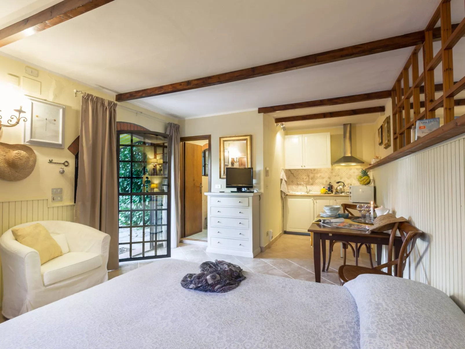 Prächtige Unterkunft mit Terrasse, Klimaanlage-Drinnen