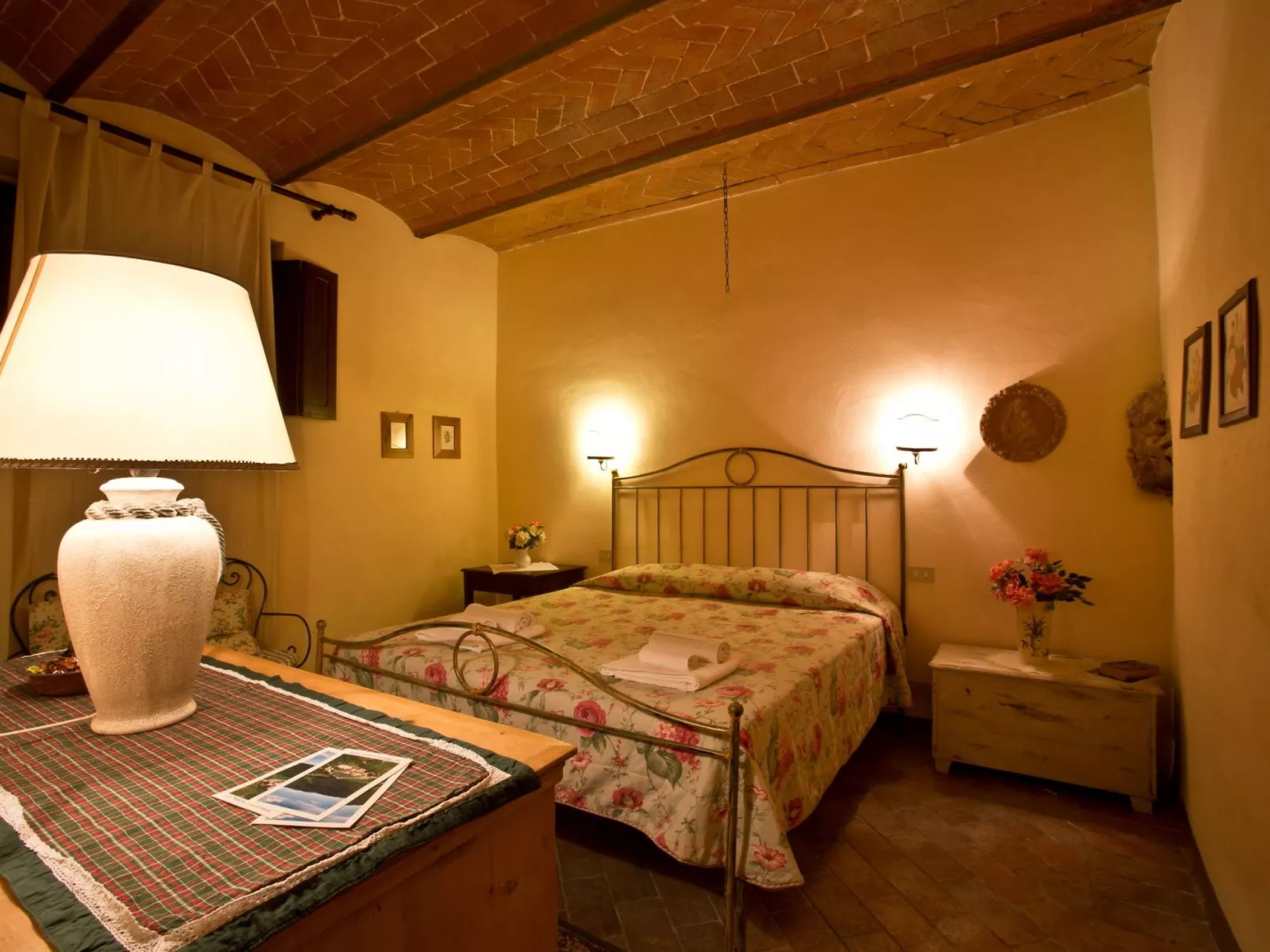 Buchfinkmaskie-Drinnen