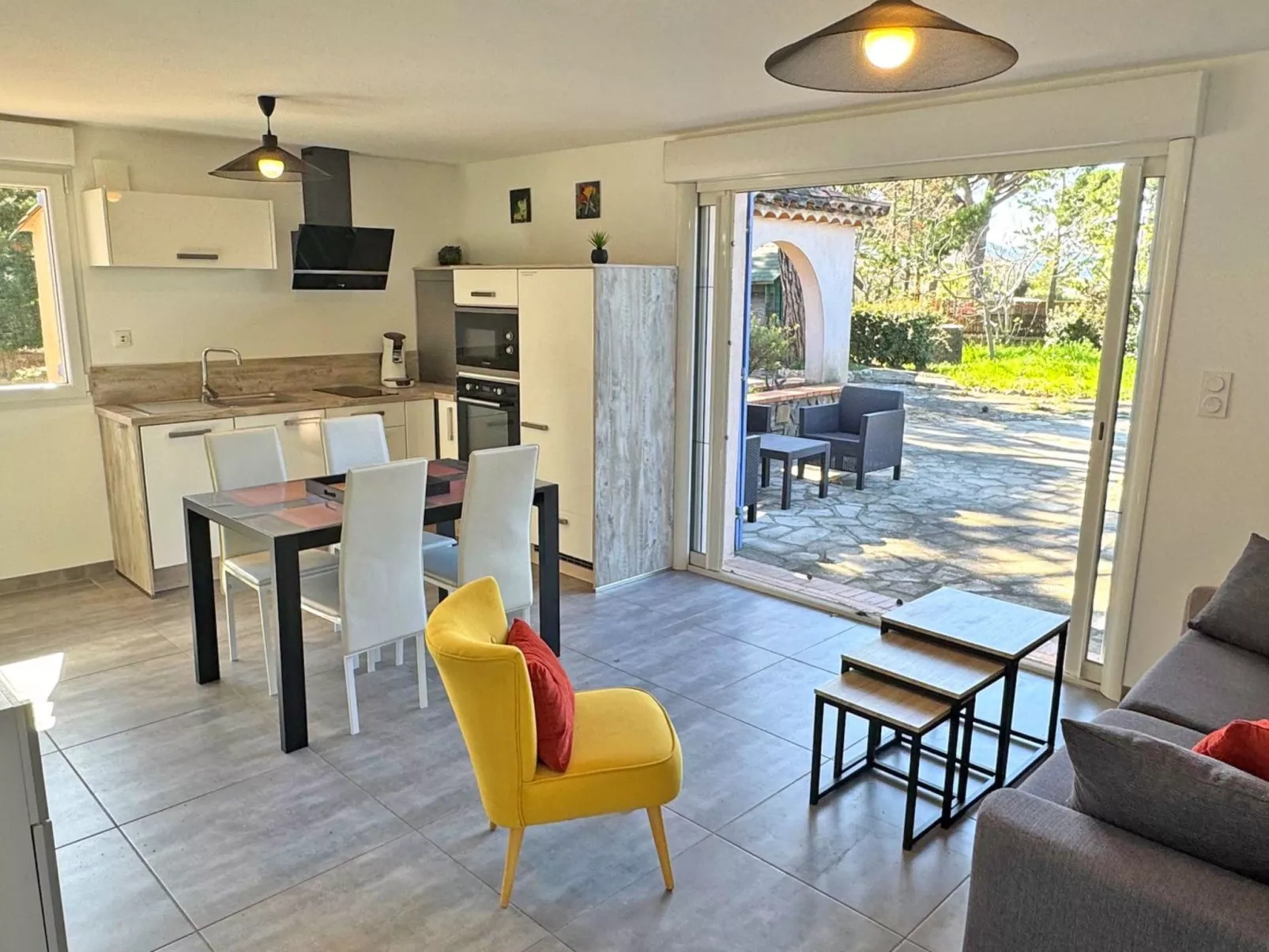 Maison 4/6 personnes - Piscine privée - Clim - Drinnen