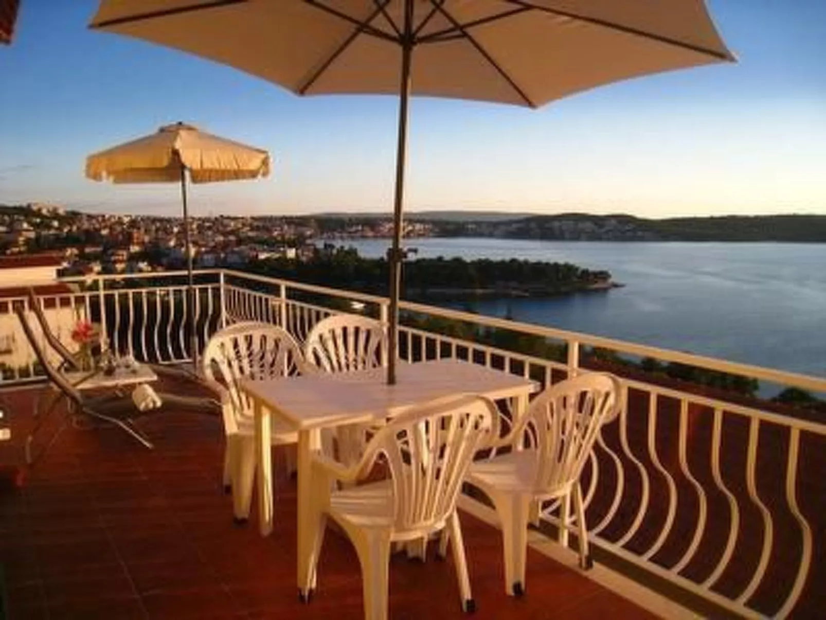 Trogir Yellow House A2