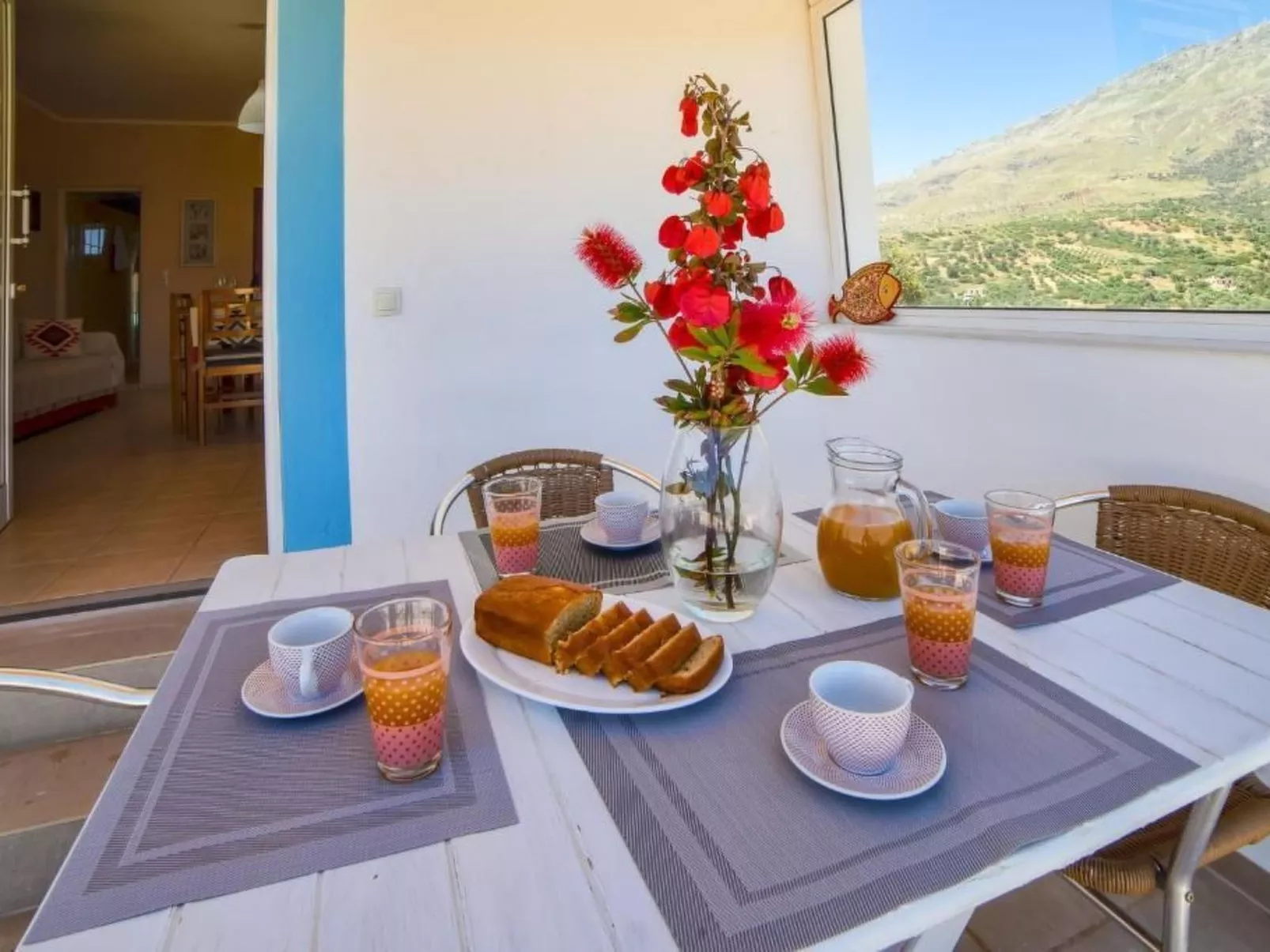 Emanouela Haus mit Garten und Meerblick-Image-tags.info