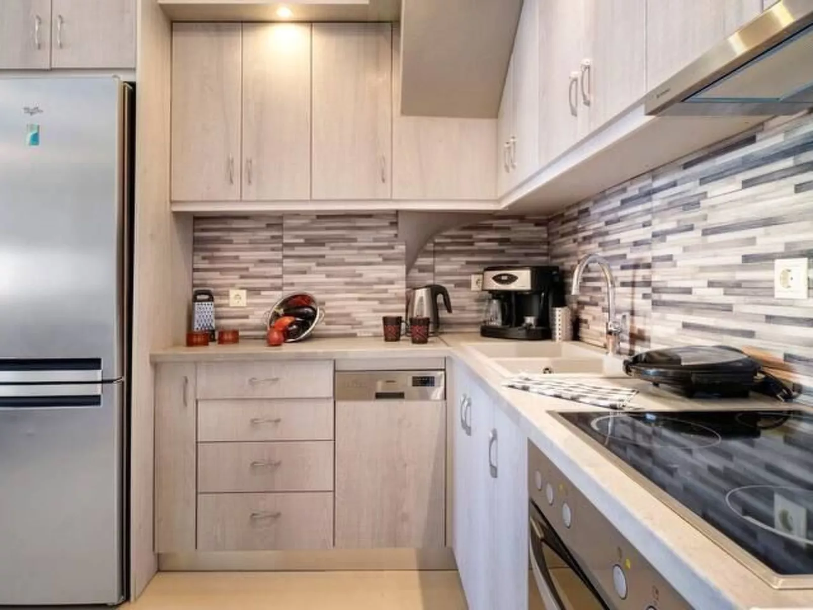 Luxuriöse Steinvilla Emily nahe dem Strand von Mylos-Dedans