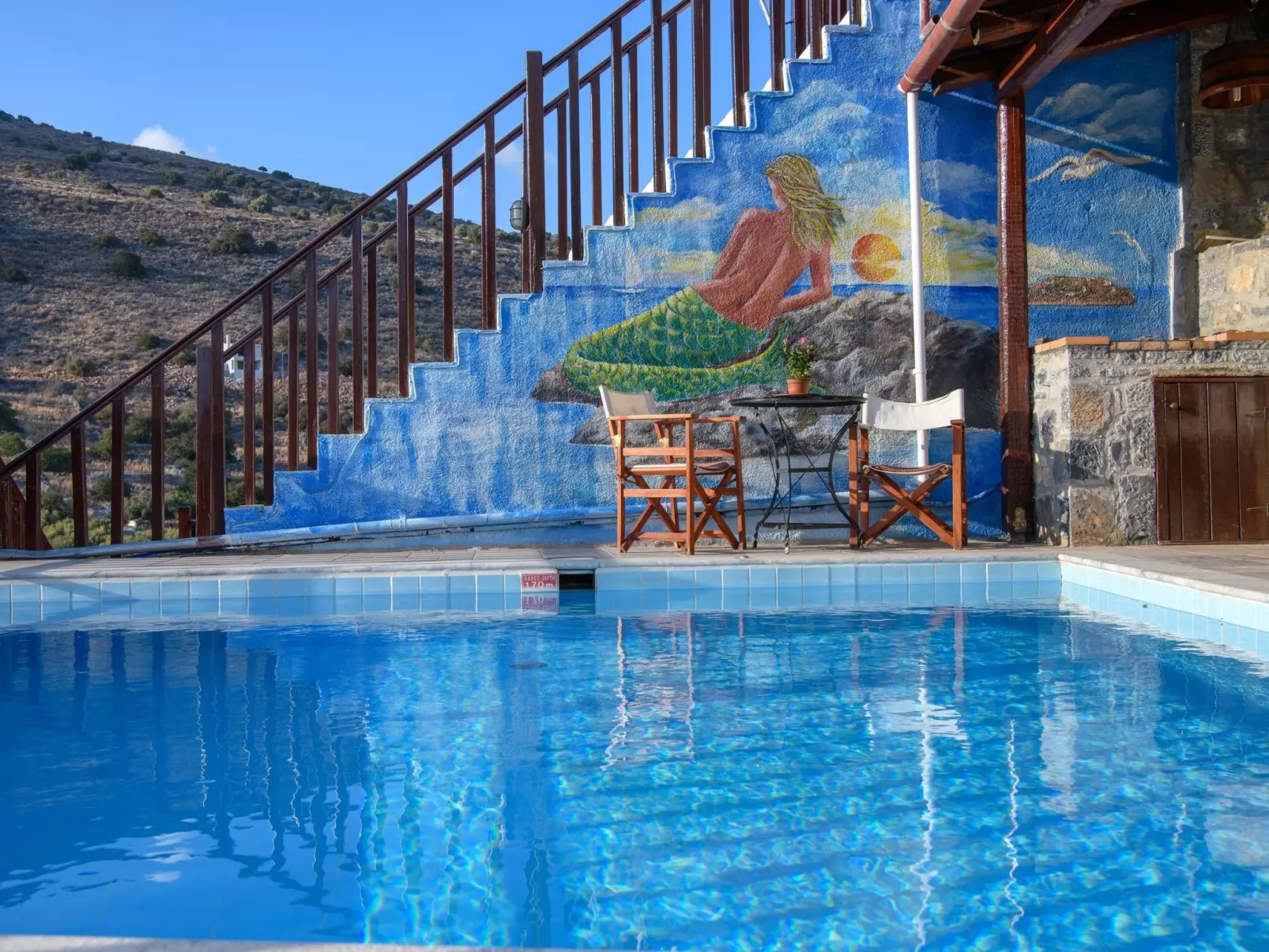 Kretisches Steinhaus mit Gemeinschaftspool-Outside