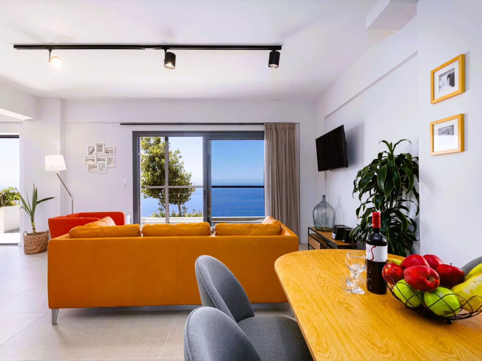 Luxuriöse "Villa Spyros" mit Meerblick-Image-tags.info