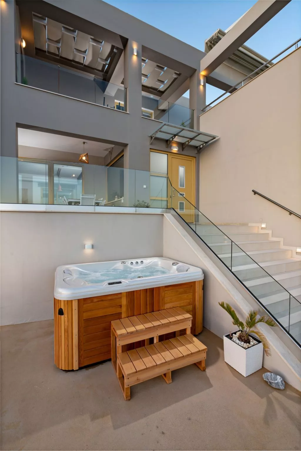 Villa Privater Pool Jacuzzi BBQ Kinderbereich-Outside