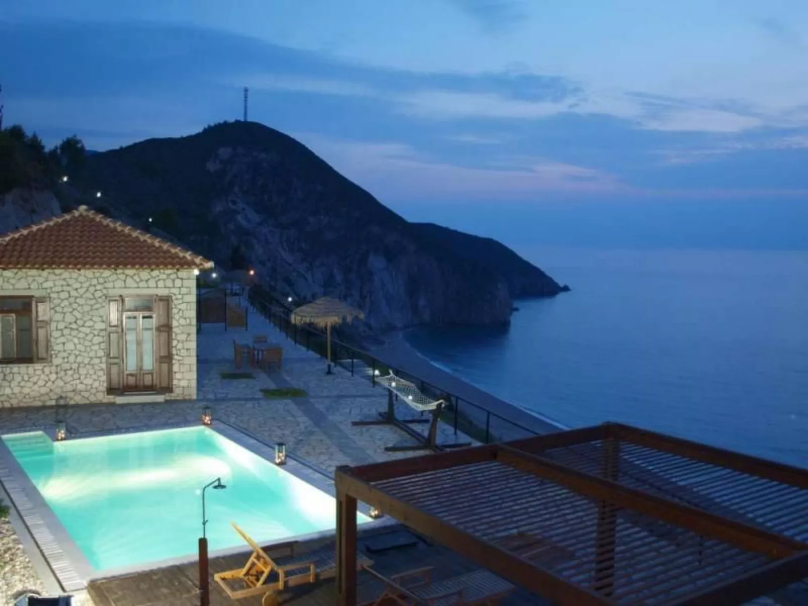 Großes Ferienhaus in Lefkada mit Eigenem Pool-Outside