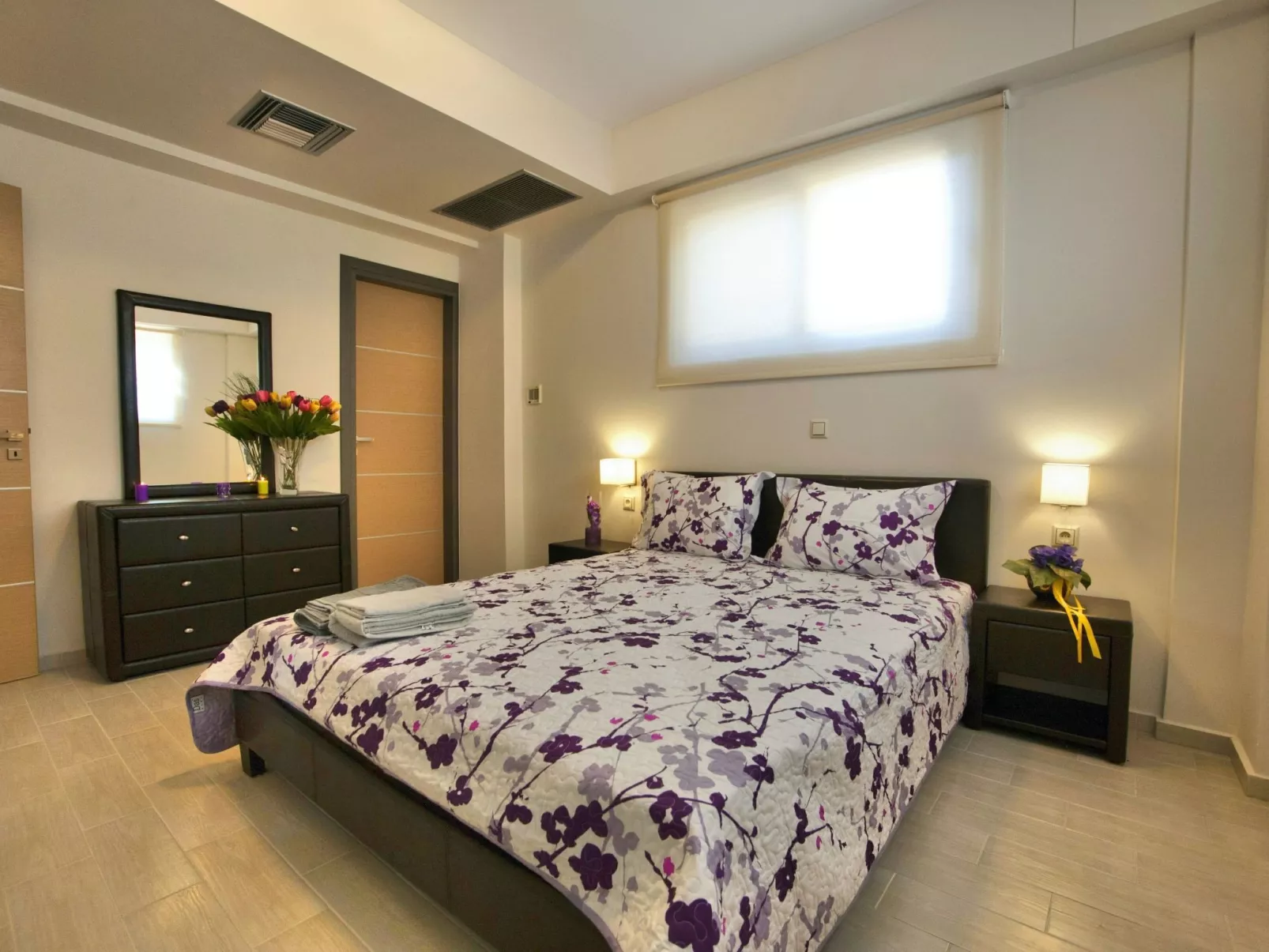 "Sirocco" mit Blick auf das Wasser-Drinnen