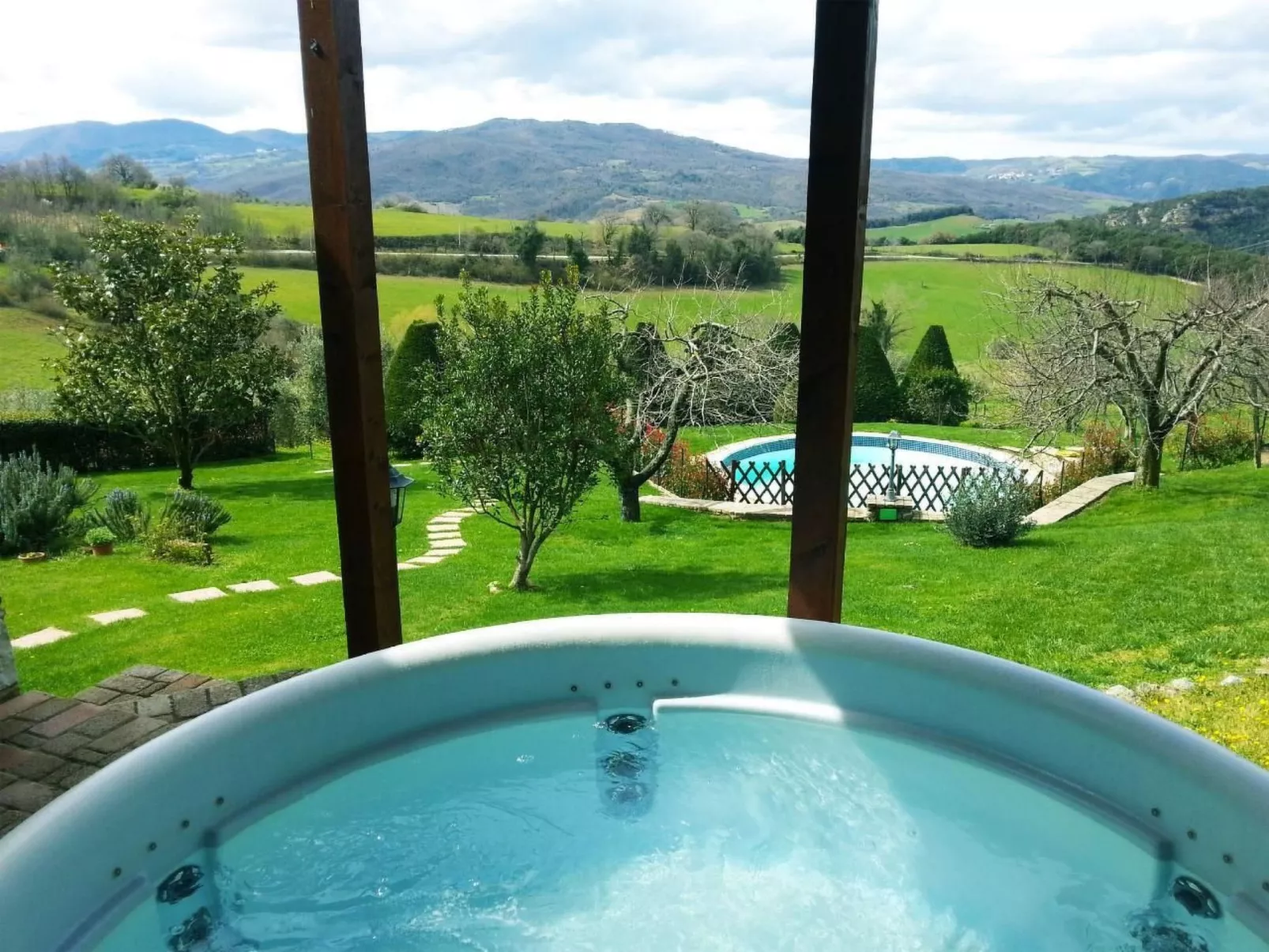 Anwesen "Toskanische Villa" mit privatem Pool