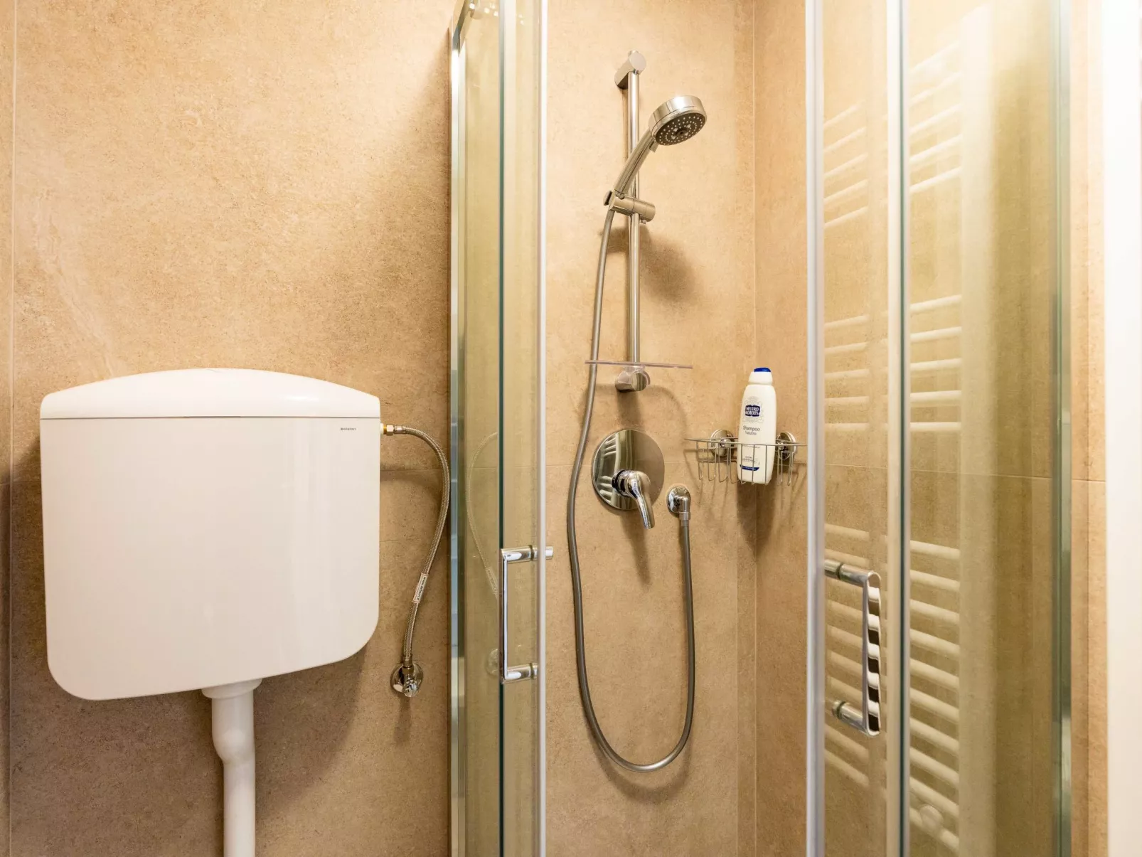 Beautiful Seaview-Inside