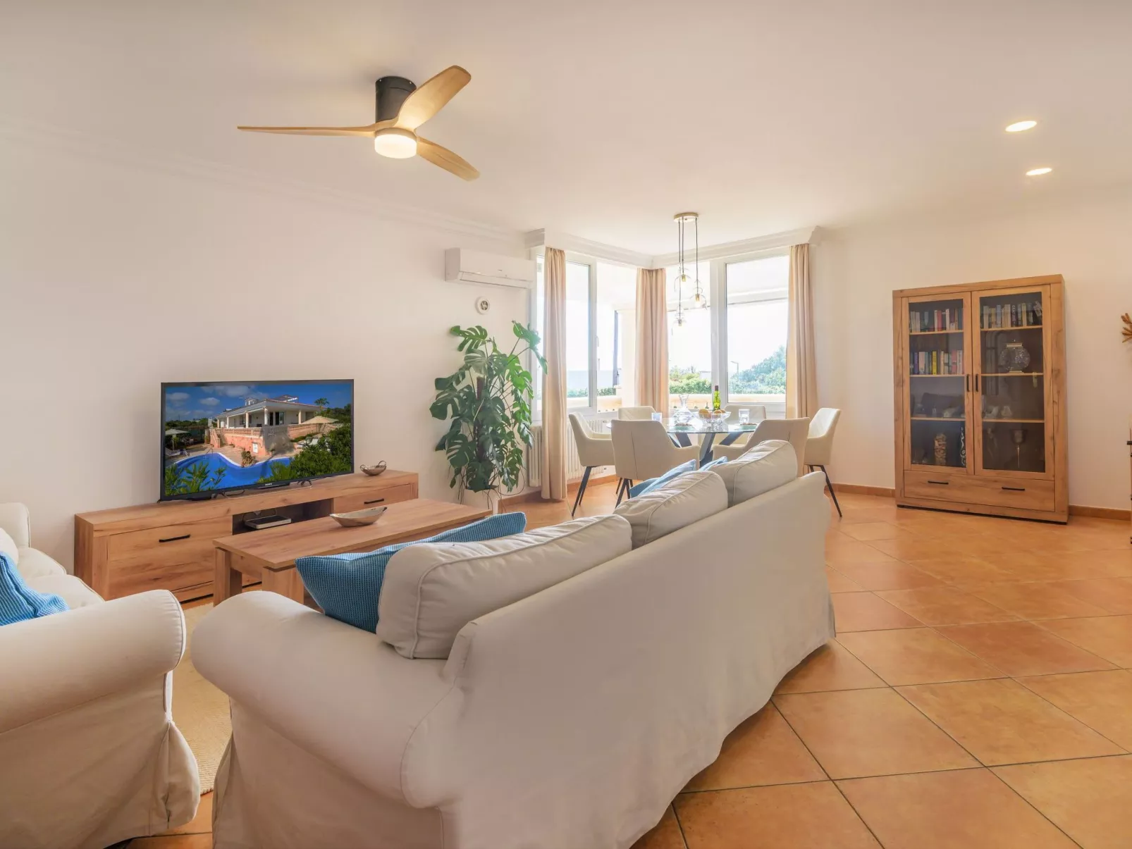 Villa Rafael Menorca-Drinnen