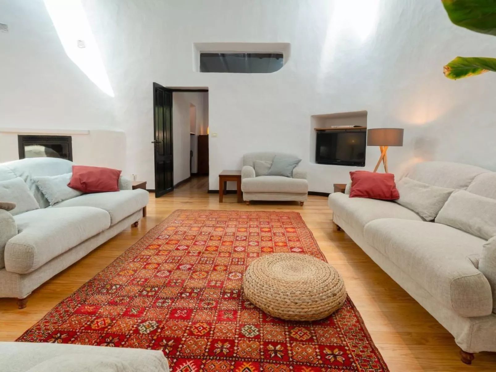 Bauernhaus mit großem Garten und beheiztem Pool-Image-tags.info